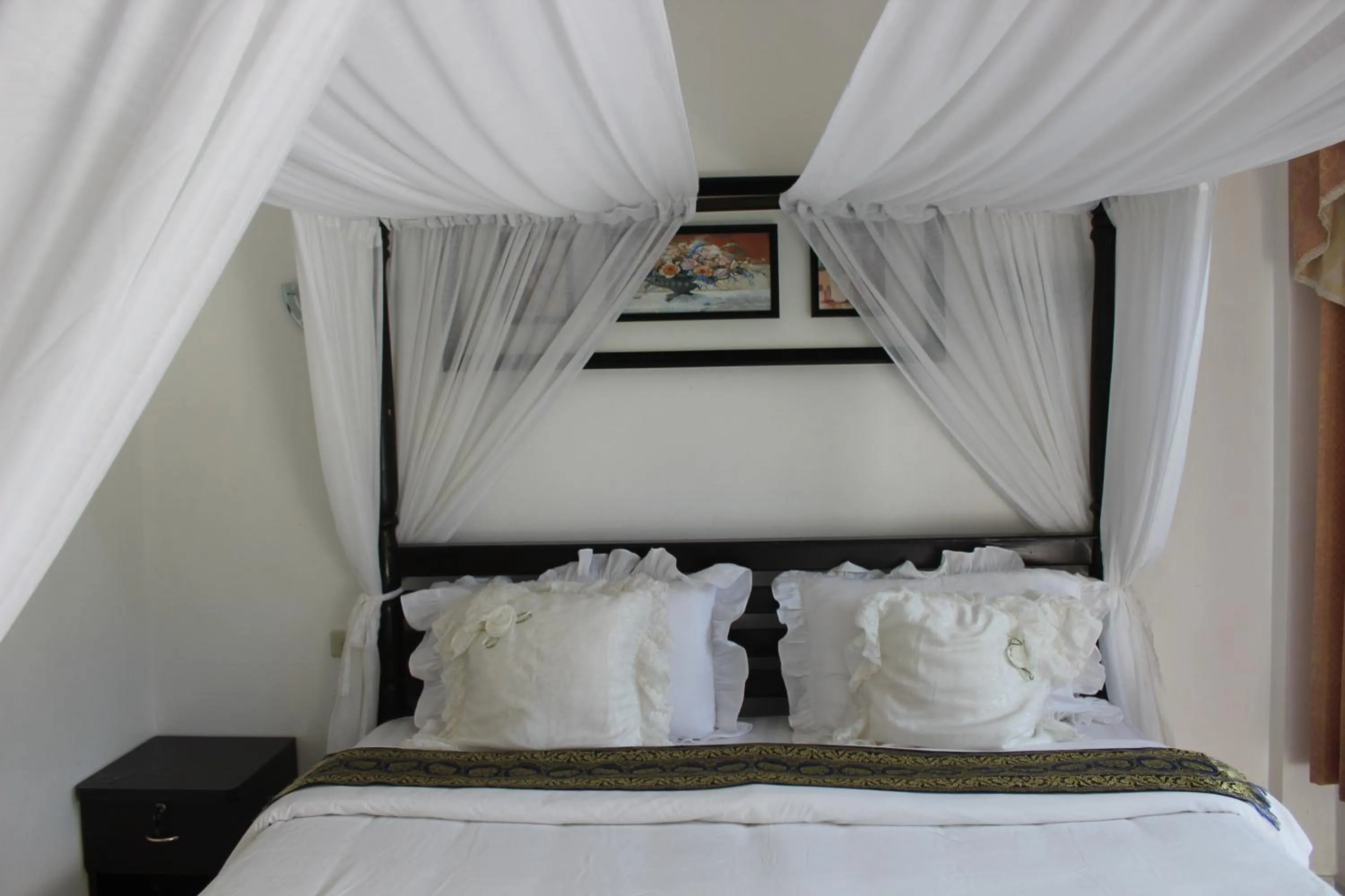 Bed in White Elephant Resort