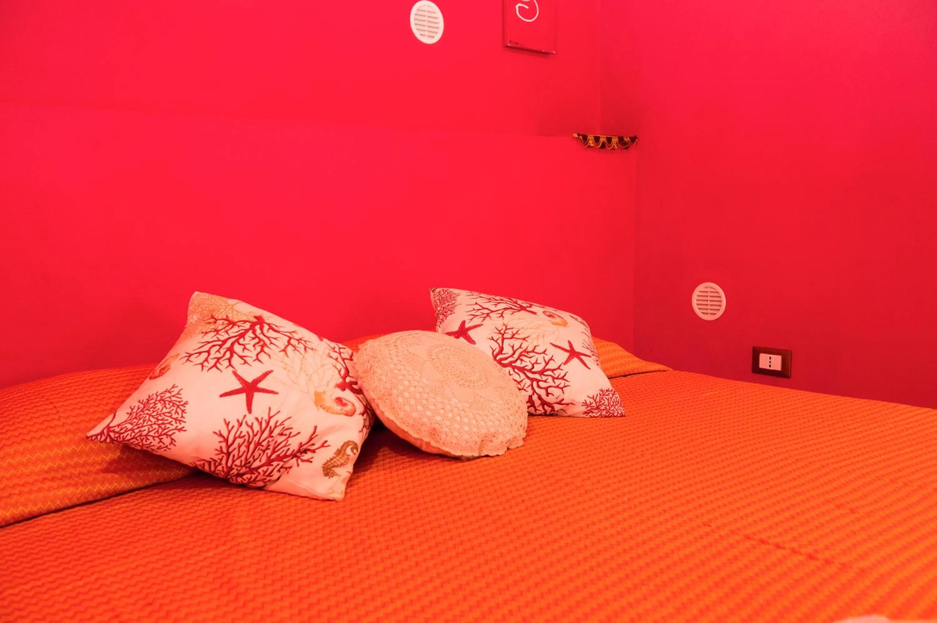 Bed in Sabrina Suite