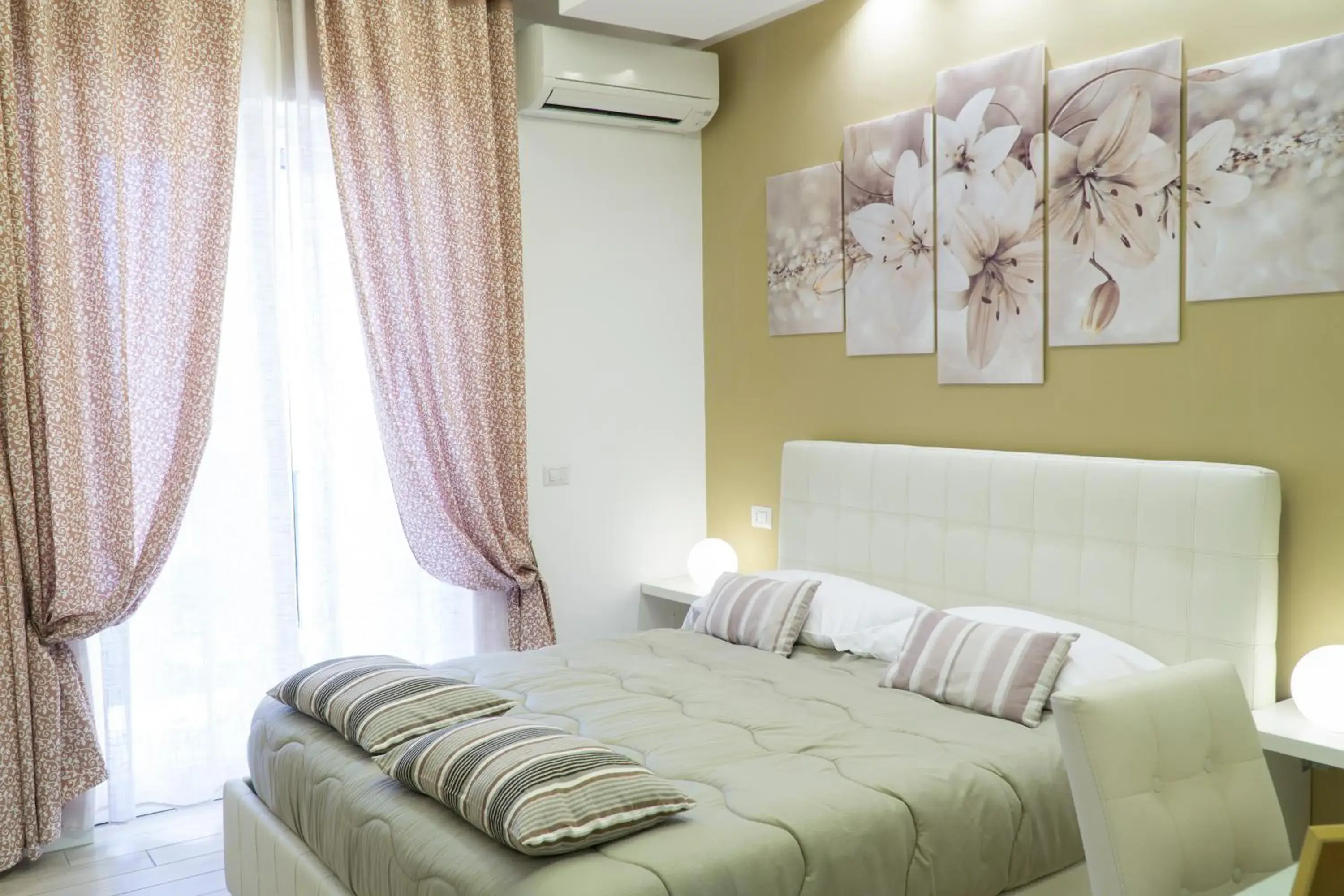 Comfort Double Room with Balcony in Al Parco Verde B&B Comfort Double Room with Balcony in Al Parco Verde B&B