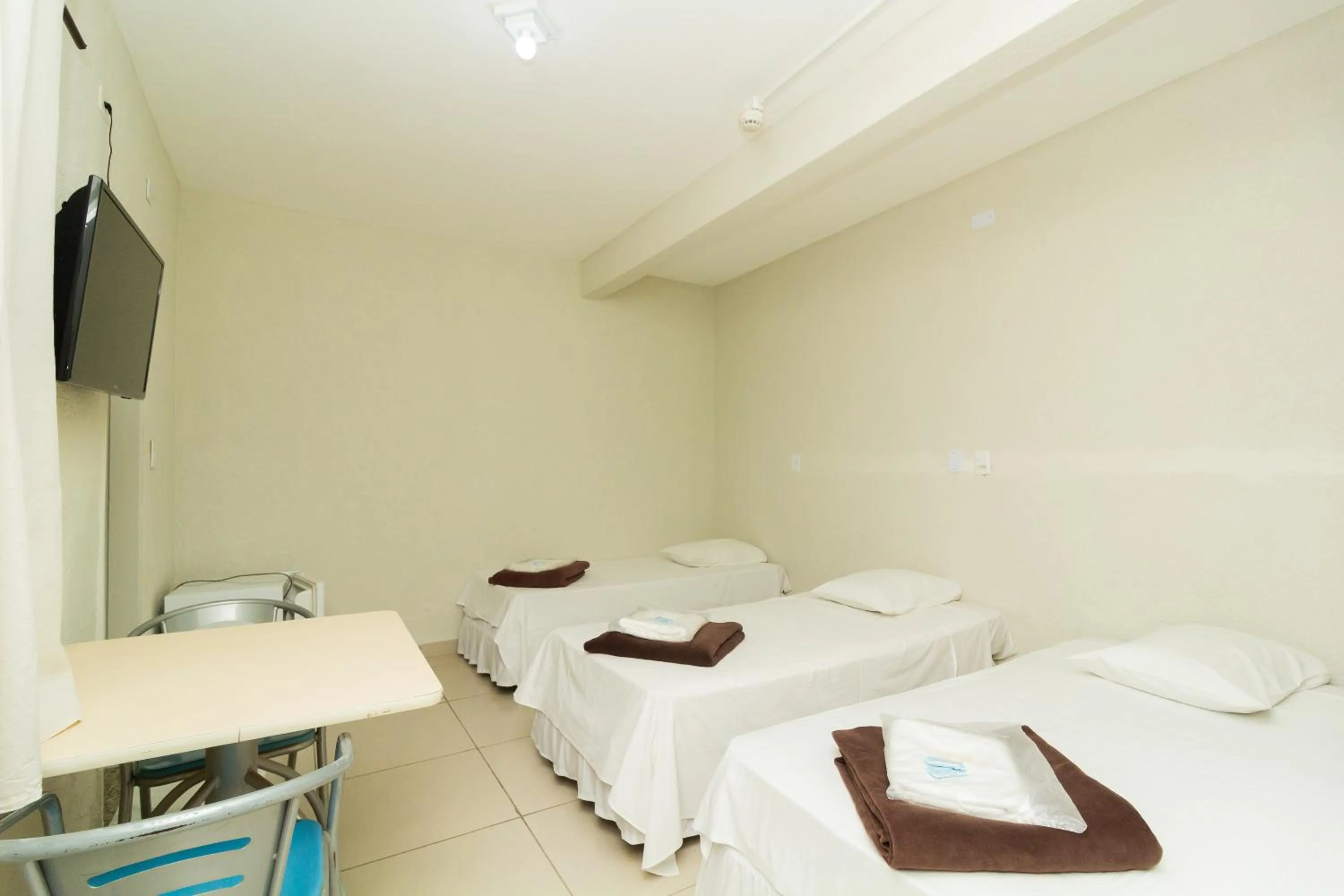 Bedroom, Bed in Hotel Ourinhos - Centro de São Paulo - Próximo 25 de Março e Brás