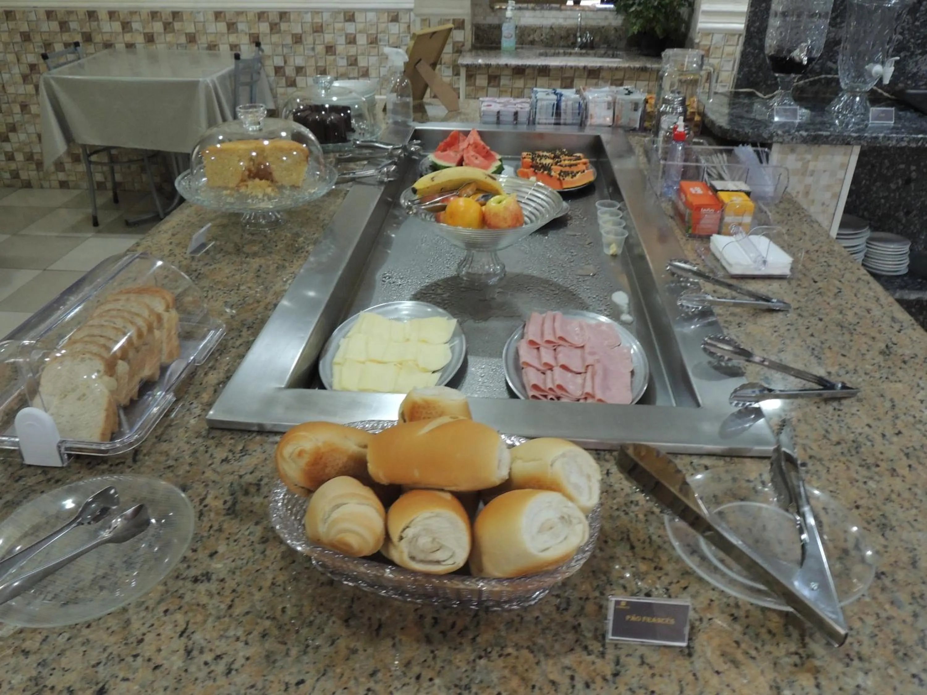 Continental breakfast in Hotel Ourinhos - Centro de São Paulo - Próximo 25 de Março e Brás