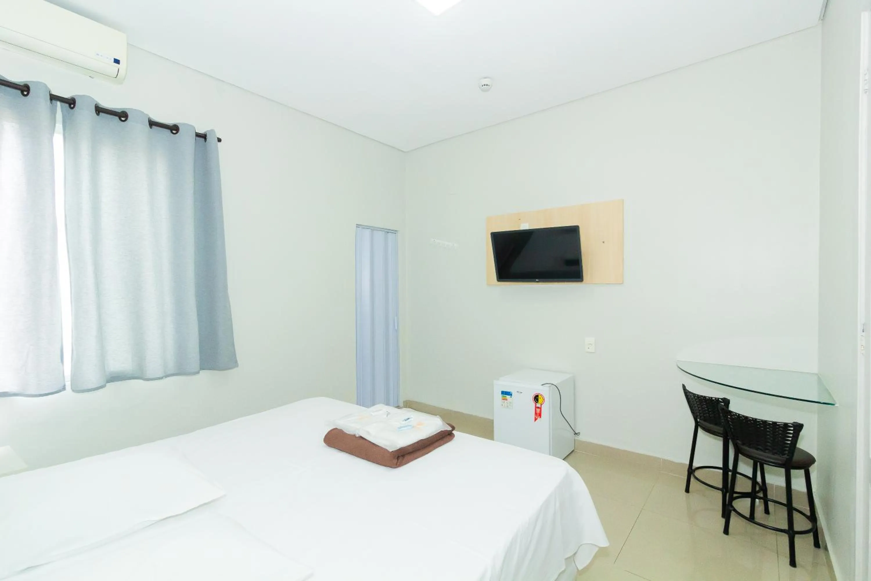 Bedroom, Bed in Hotel Ourinhos - Centro de São Paulo - Próximo 25 de Março e Brás