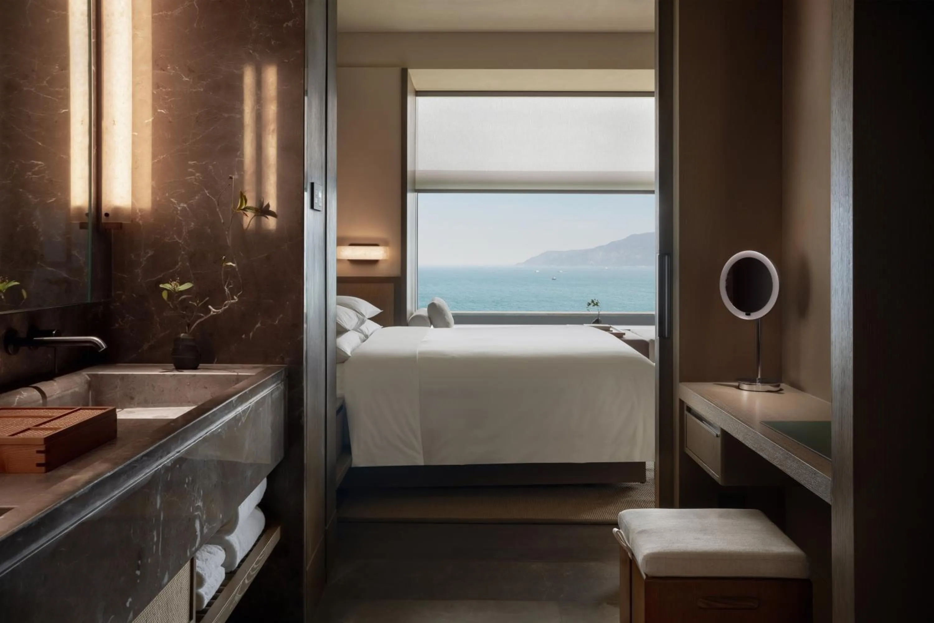 Bathroom, Bed in Alila Dong'Ao Island Zhuhai