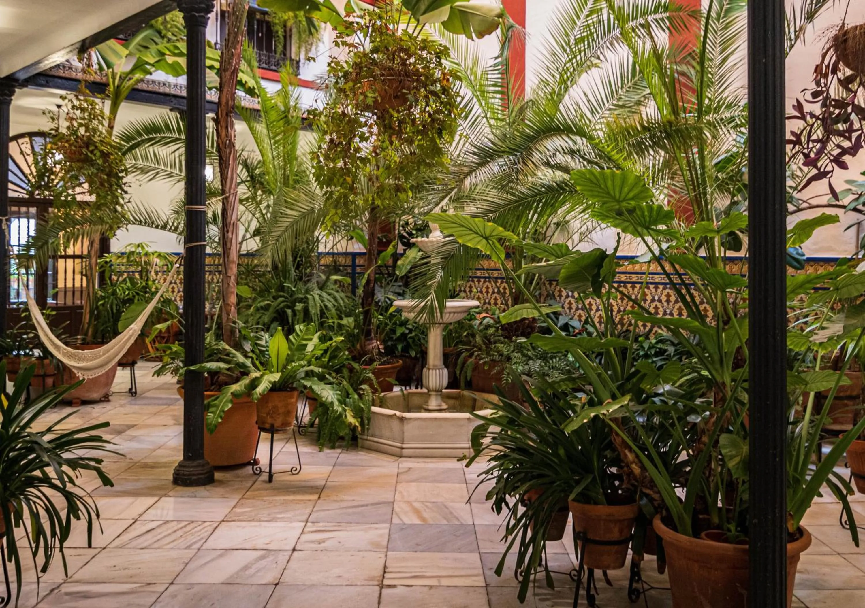 Patio in Hotel Casa de los Azulejos