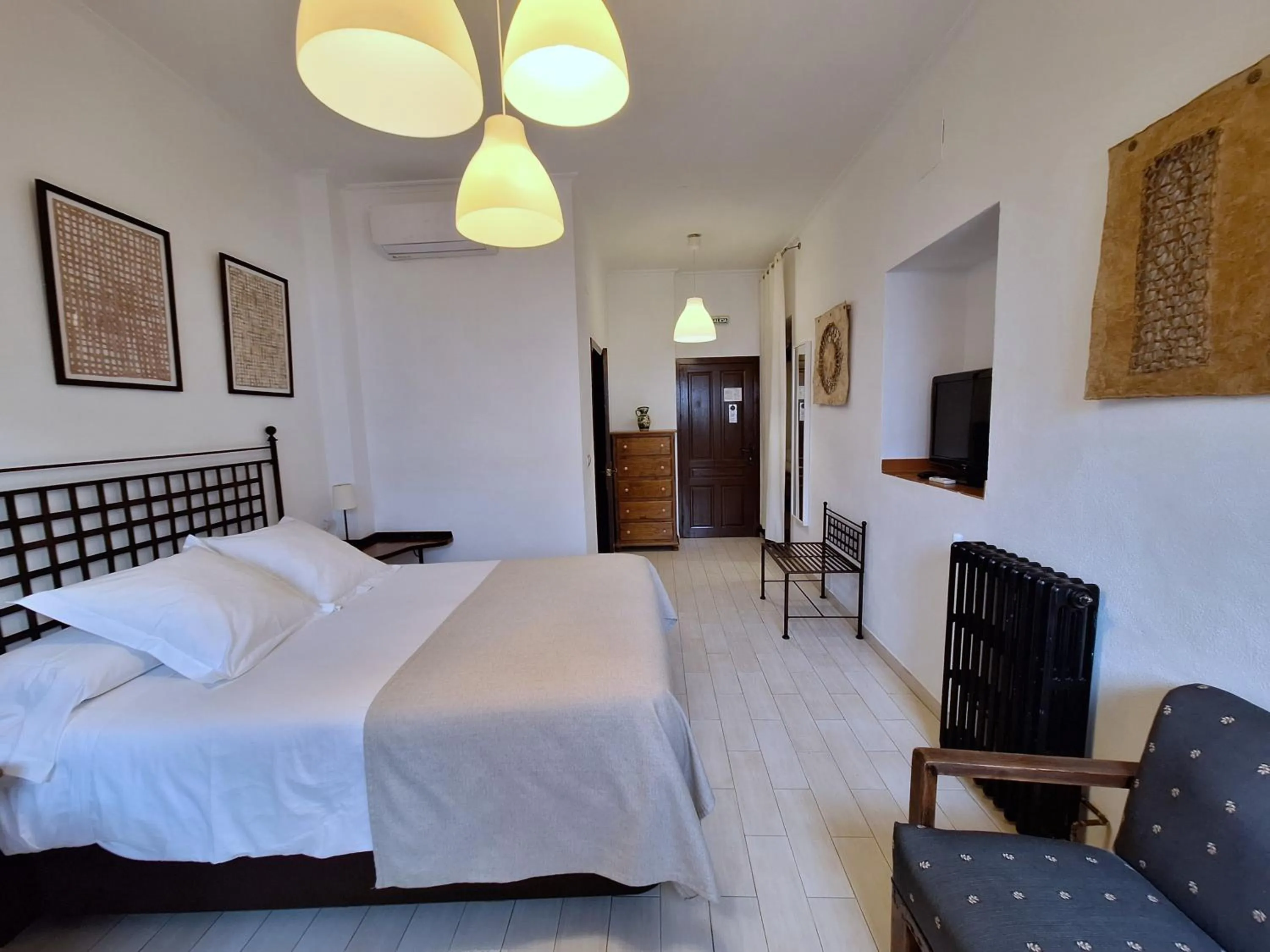 Bed in Hotel Casa de los Azulejos