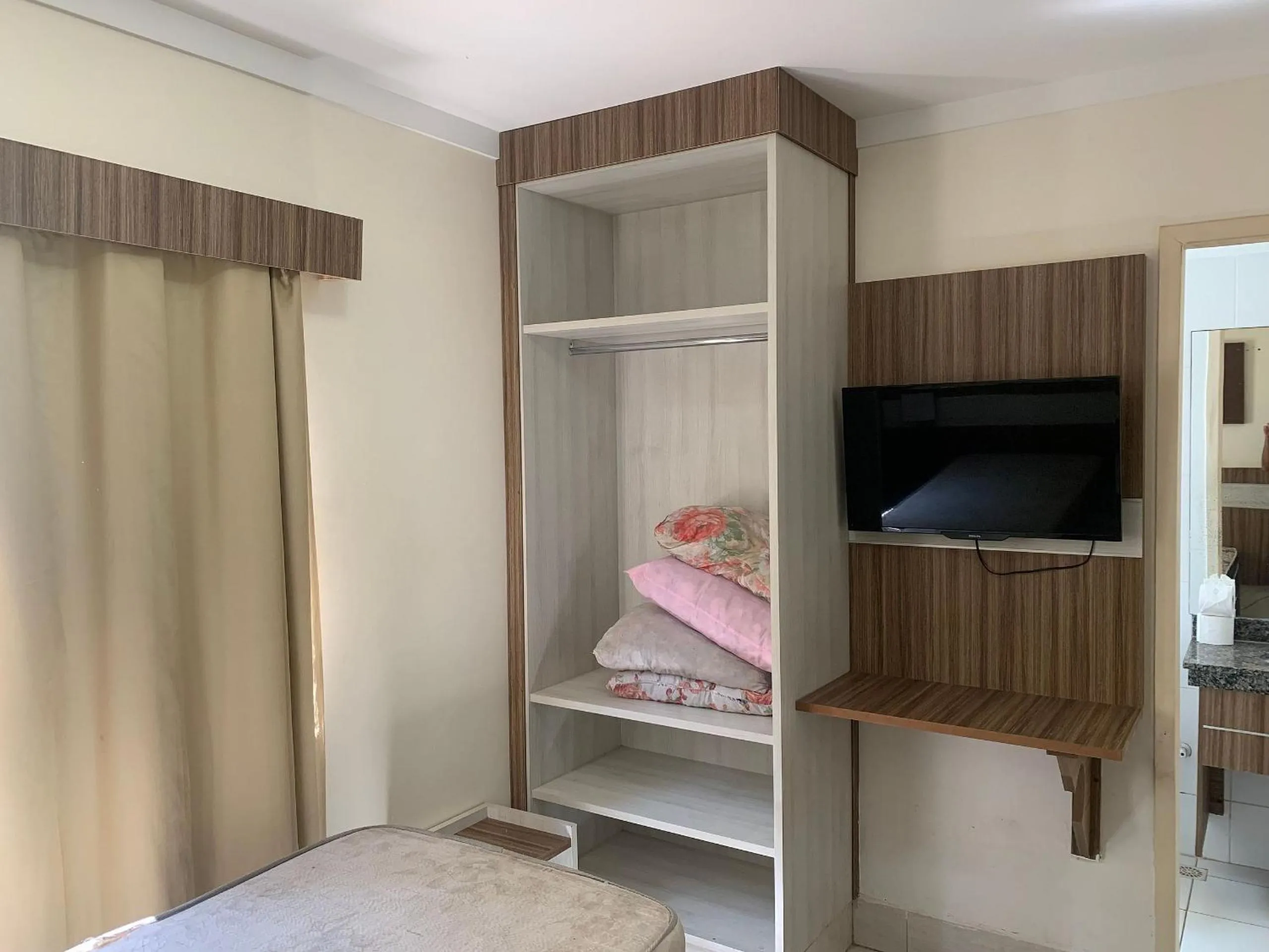 Bed in Lacqua diRoma II