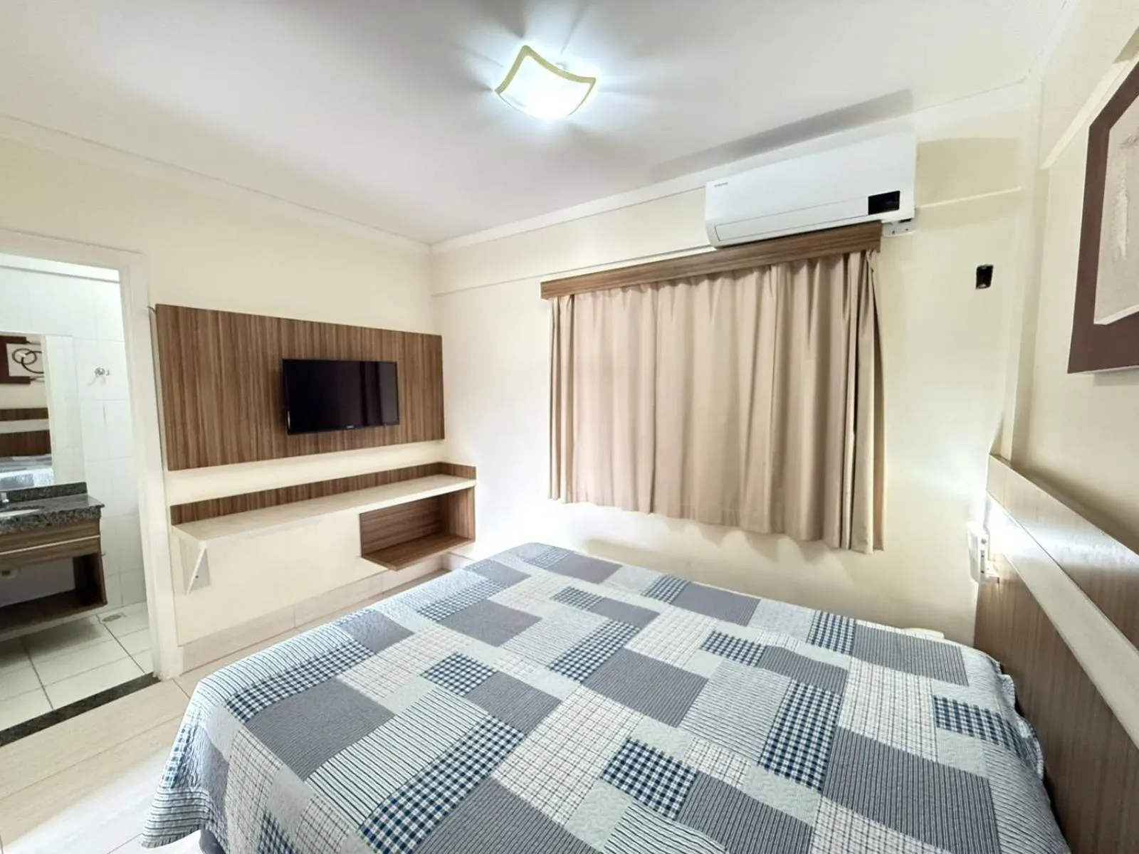 Bed in Lacqua diRoma II