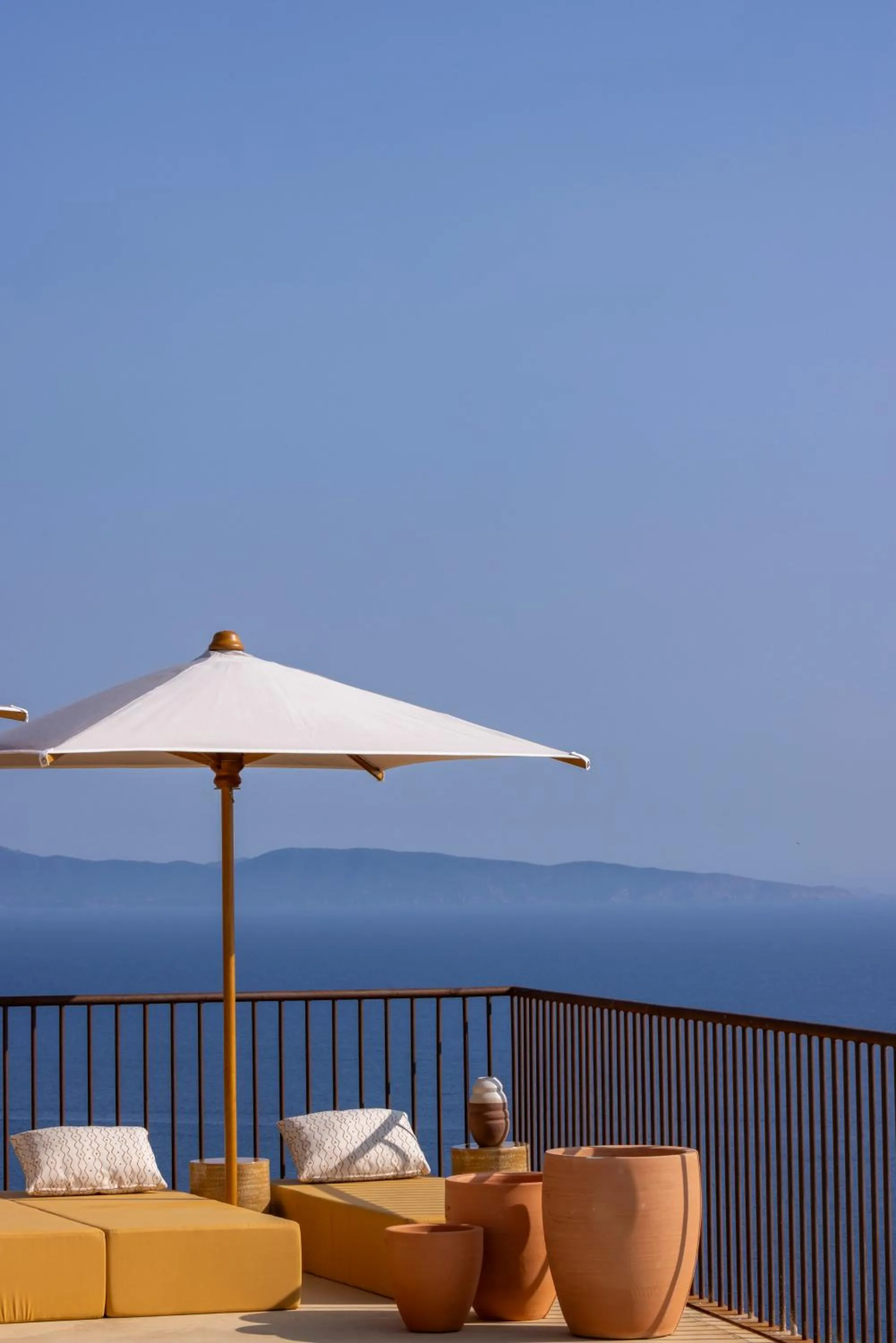 Hôtel Mylos - Cargèse, Piscine Intérieure et Extérieure