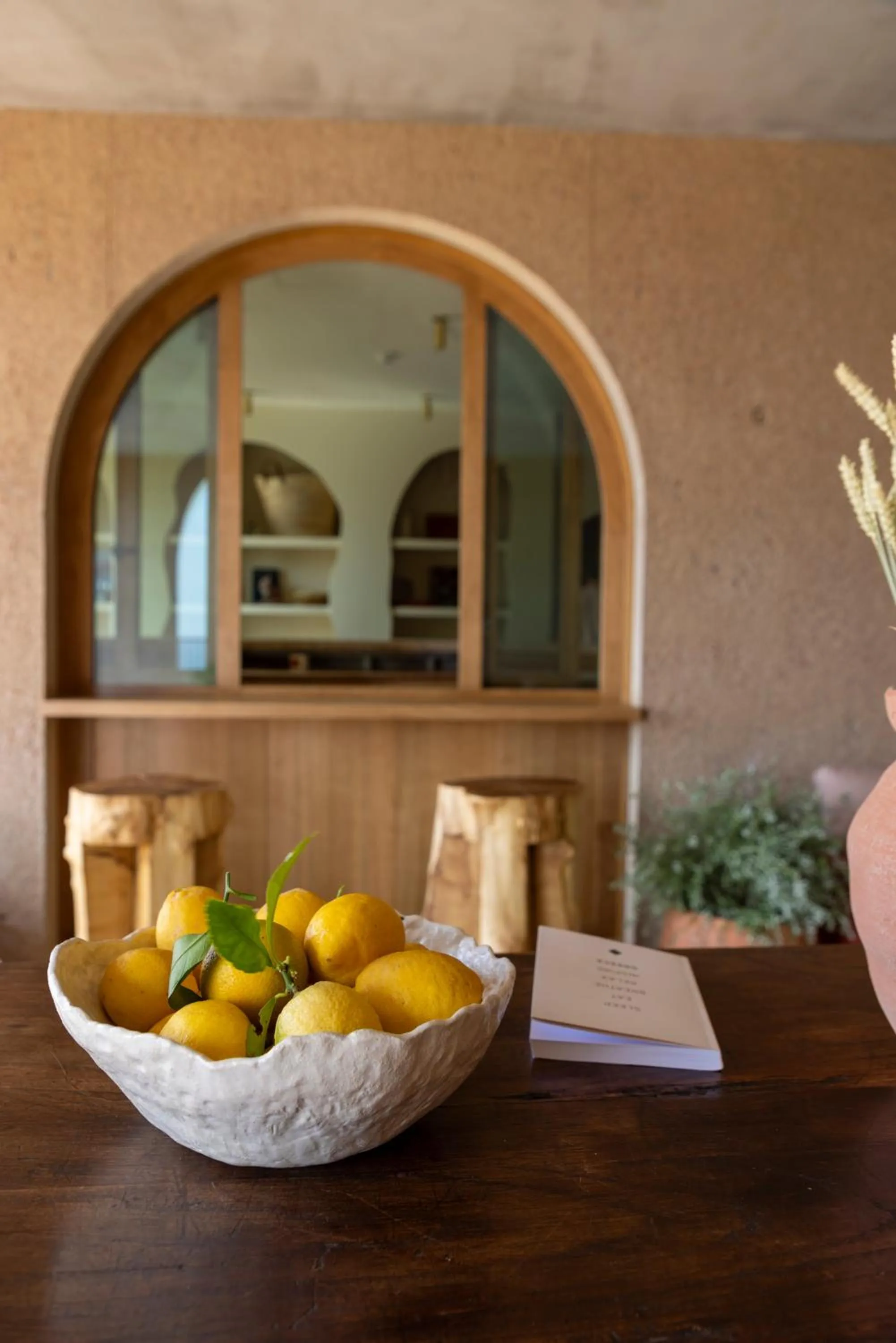 Lobby or reception in Hôtel Mylos - Cargèse, Piscine Intérieure et Extérieure