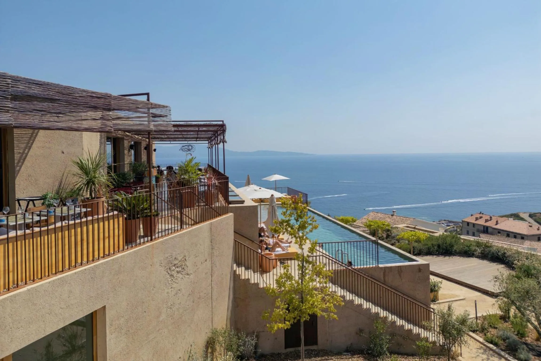 Hôtel Mylos - Cargèse, Piscine Intérieure et Extérieure