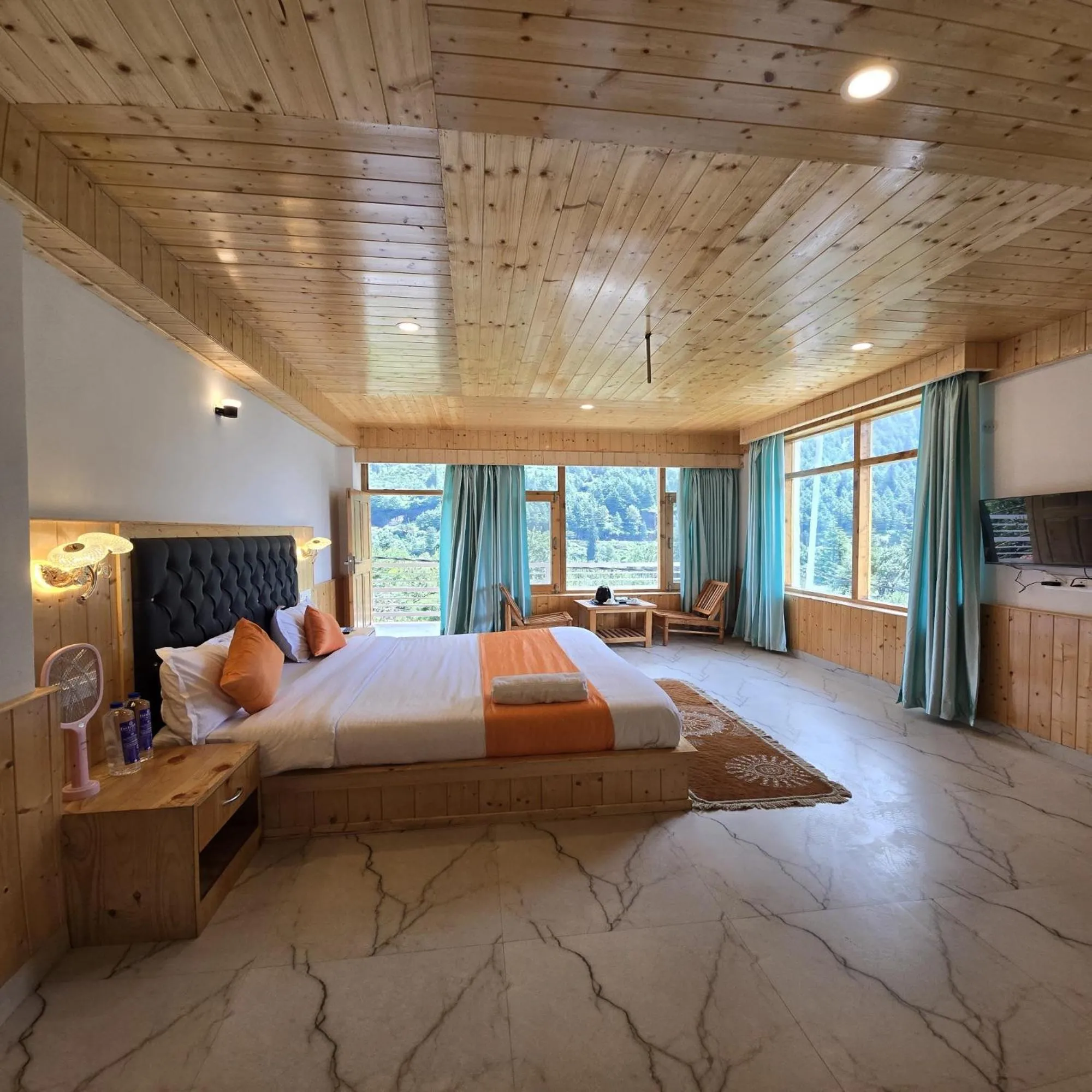 Bed in MB Igloo Resort