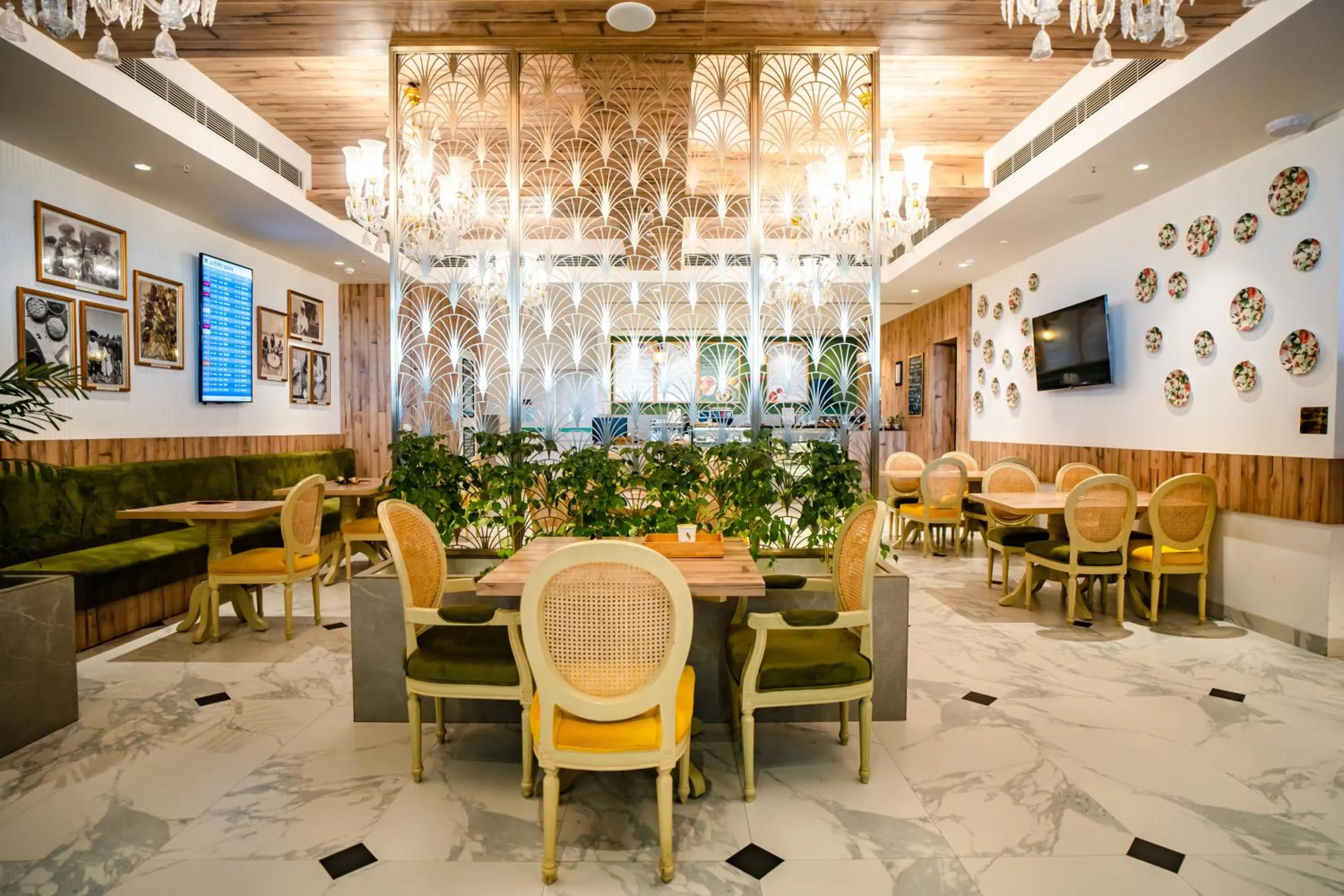 Restaurant/places to eat in Ramada Encore by Wyndham Lucknow Airport