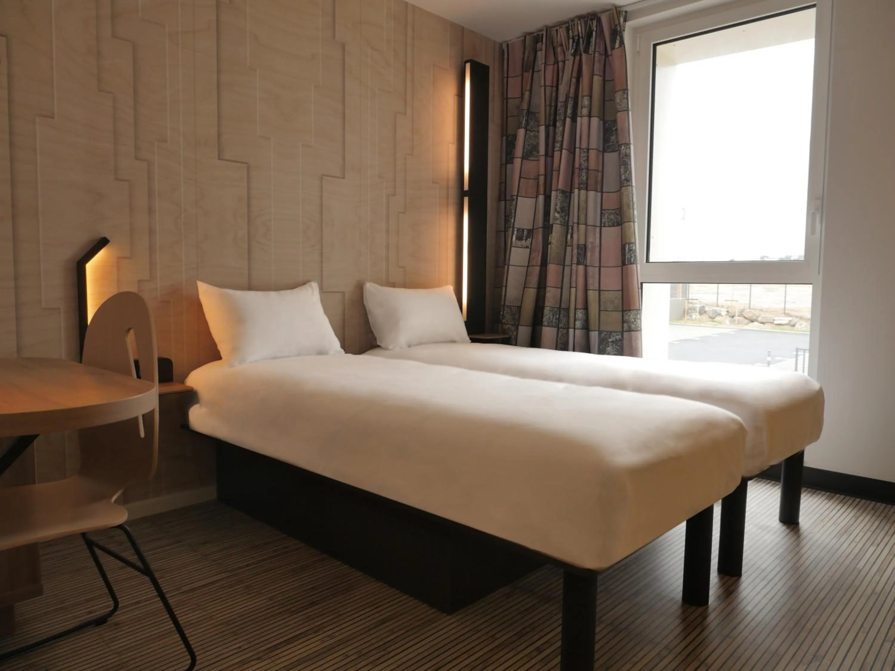 Bedroom, Bed in B&B HOTEL Carcassonne Rocadest La Cité