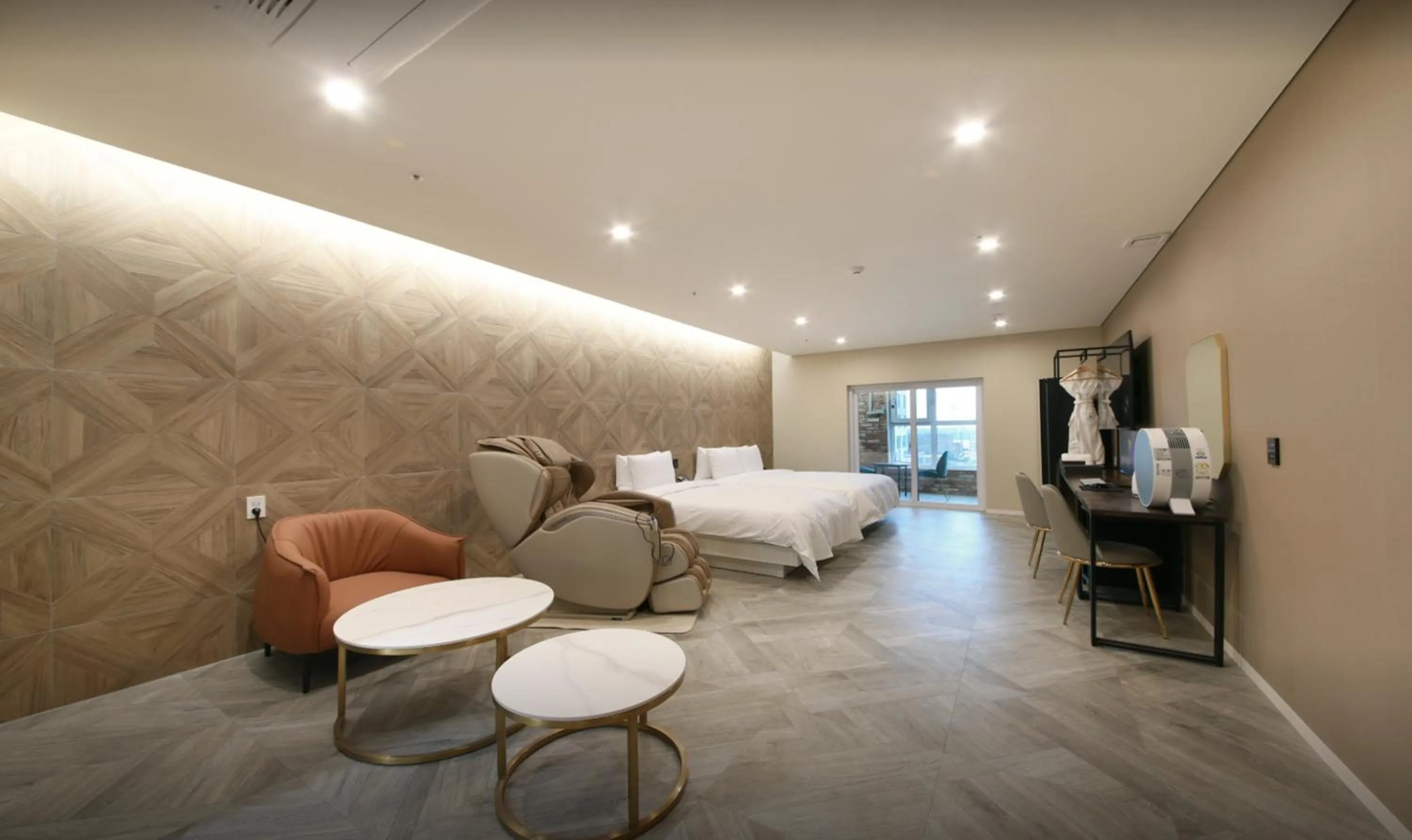 Bedroom in Restia Incheon Bay Hotel