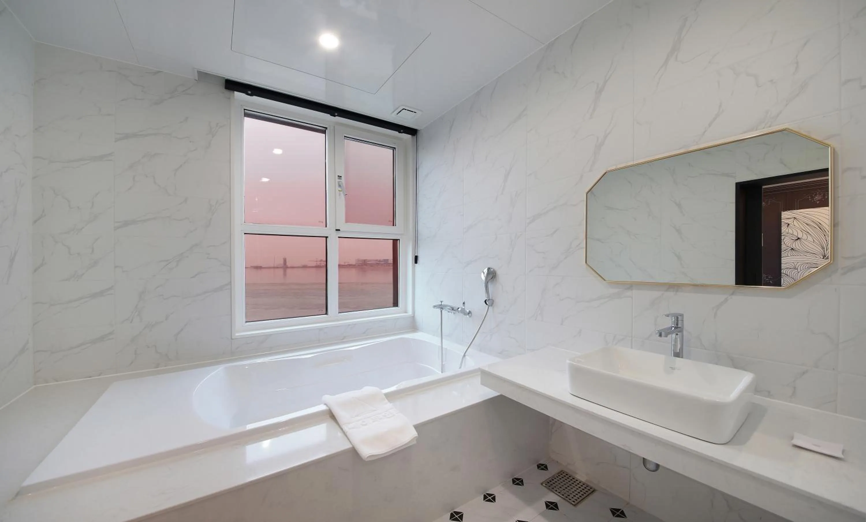 Bathroom in Restia Incheon Bay Hotel