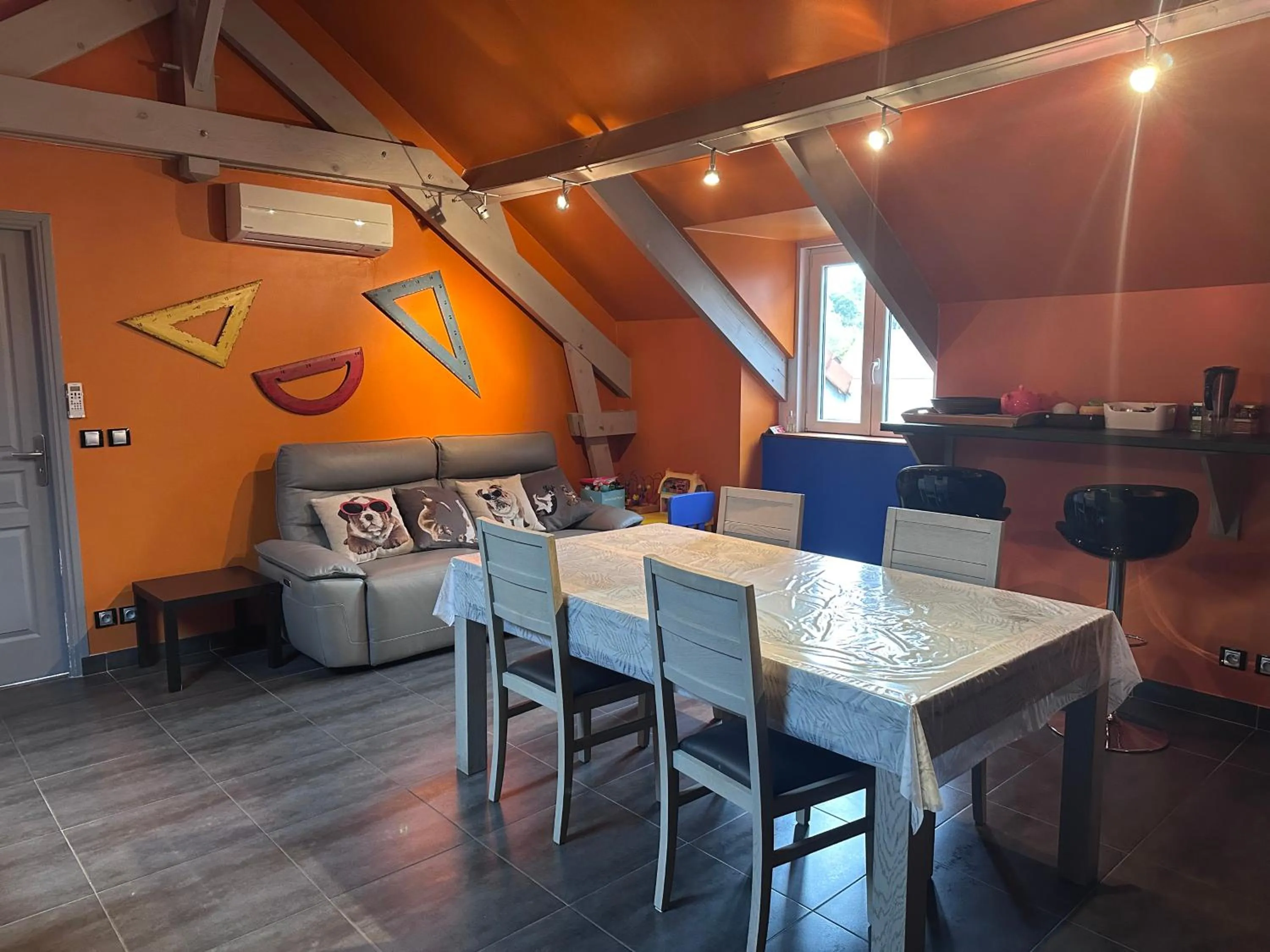 Communal kitchen in L'Alisier Chantant