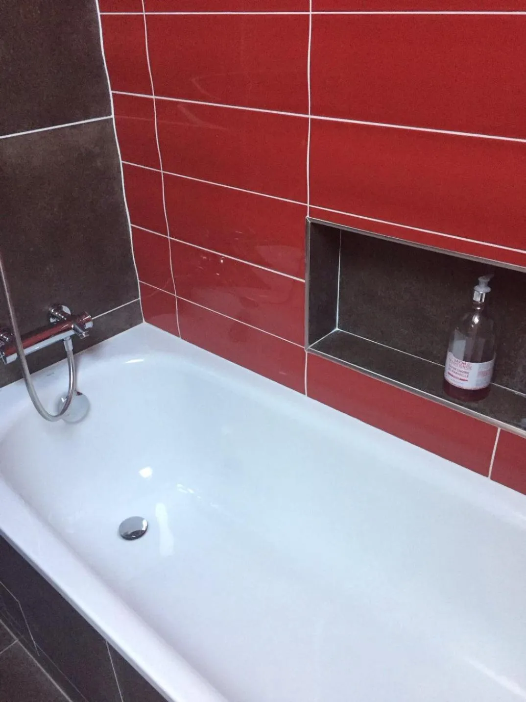 Bathroom in L'Alisier Chantant