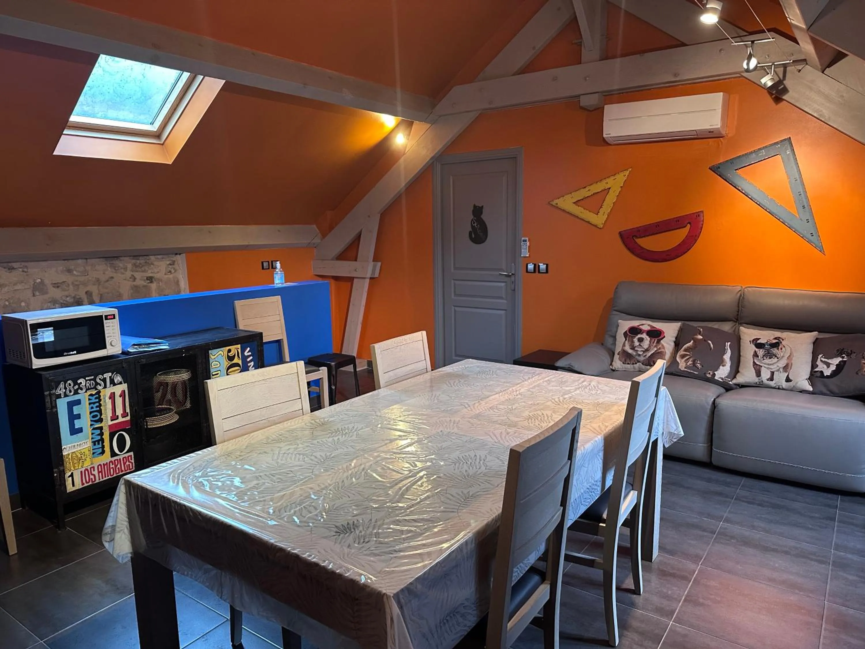 Communal kitchen in L'Alisier Chantant