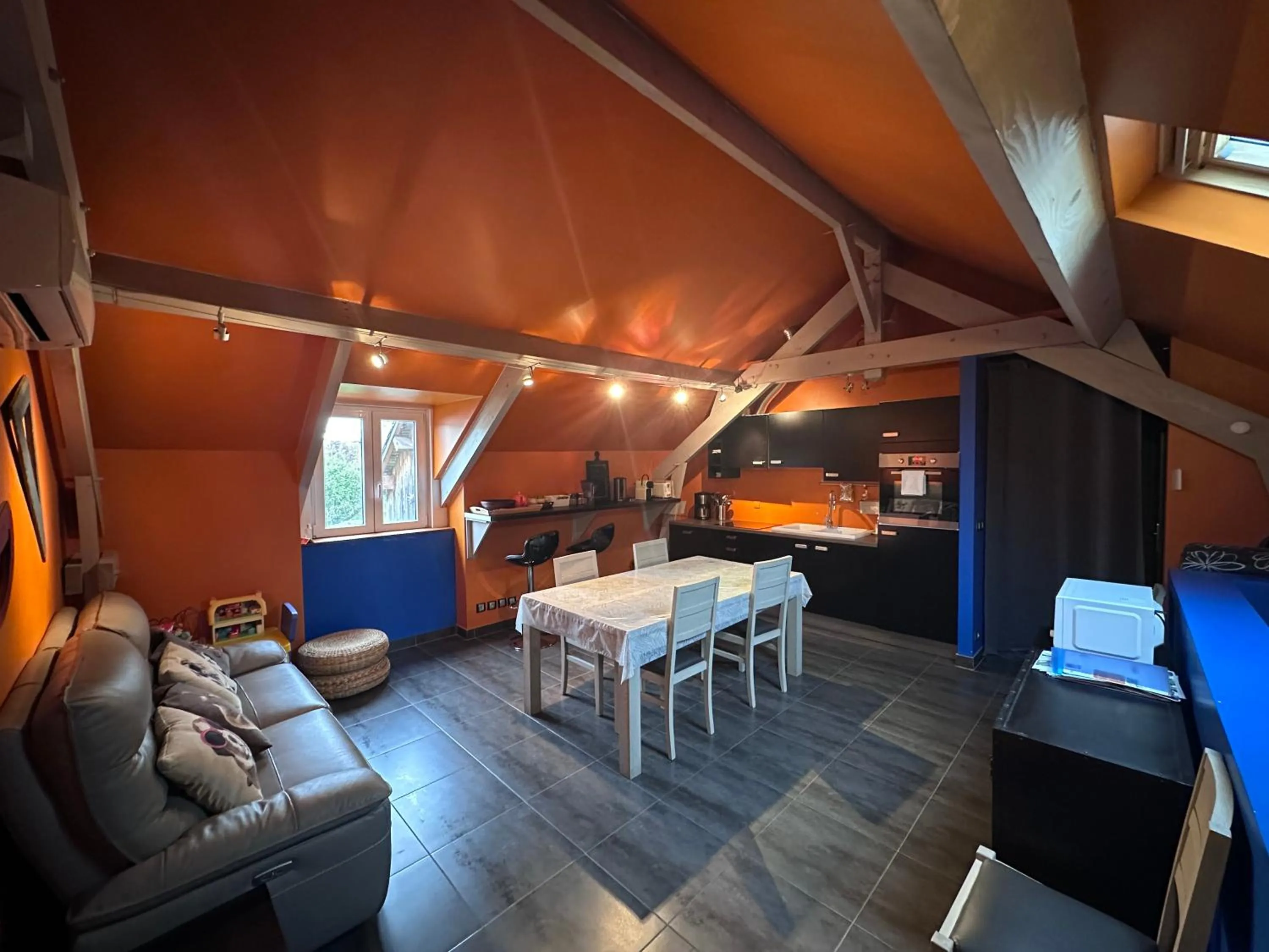 Communal kitchen in L'Alisier Chantant