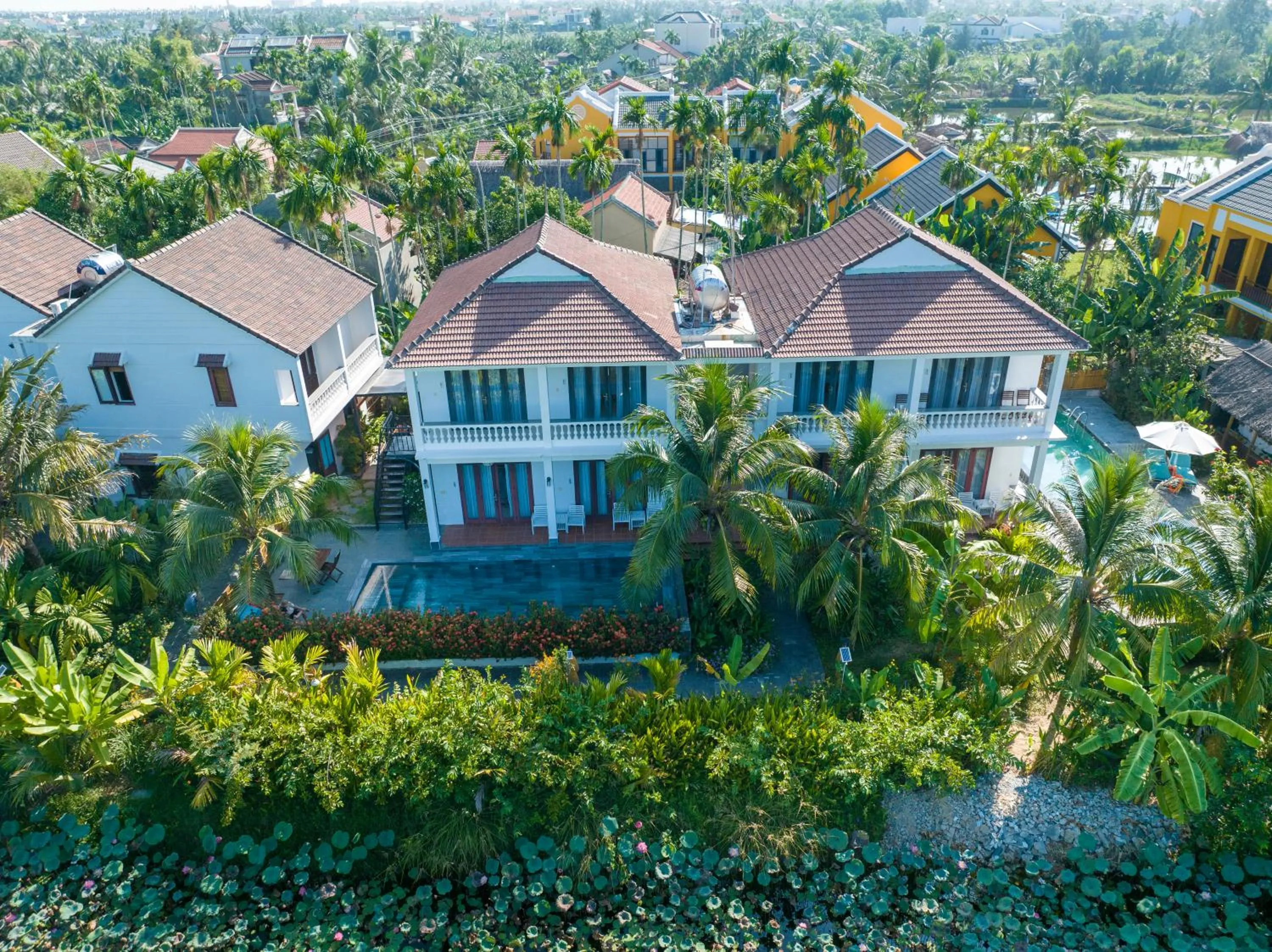 Property Building in Luna Villa