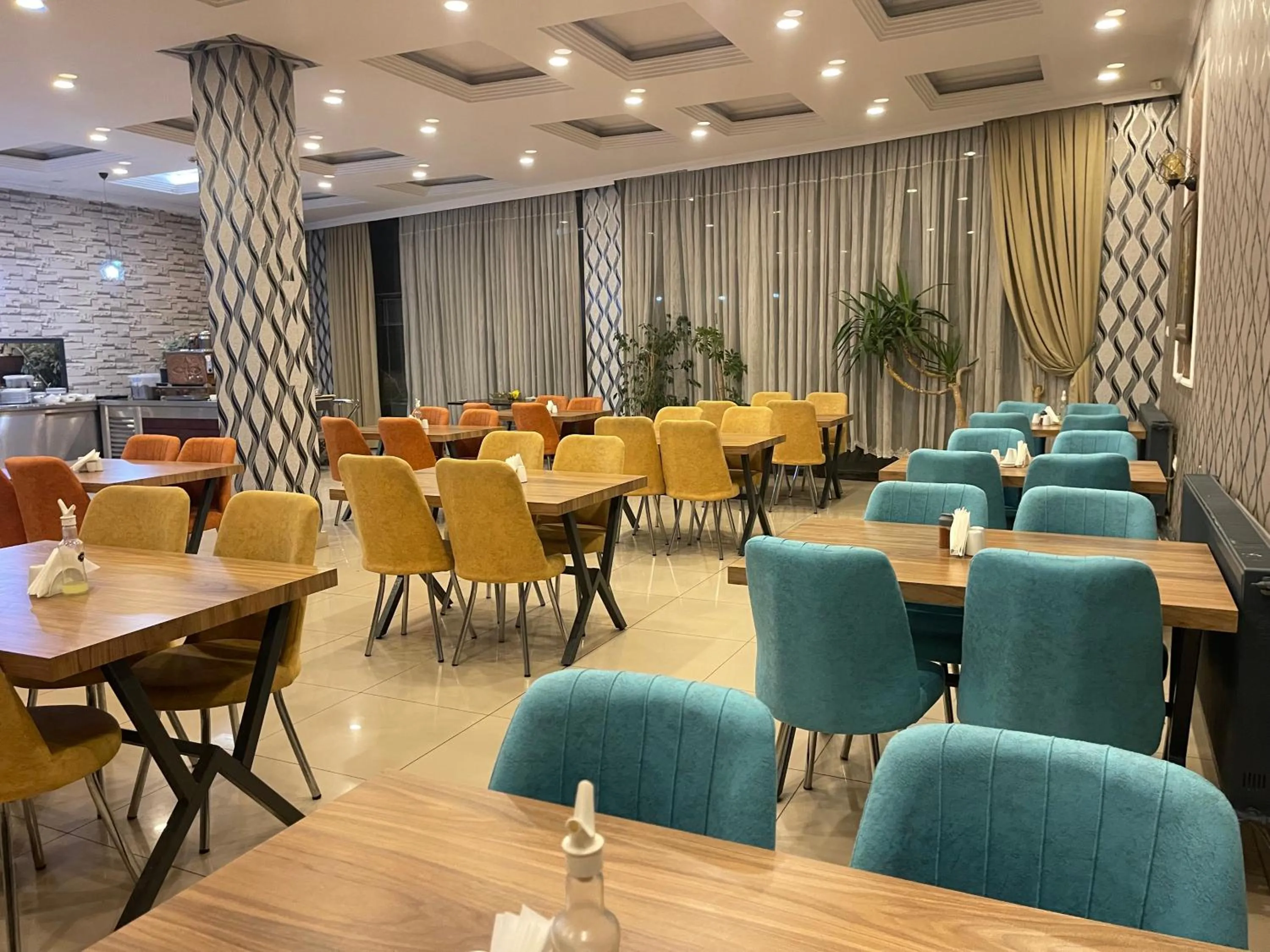 Restaurant/places to eat in Madi Hotel Ankara