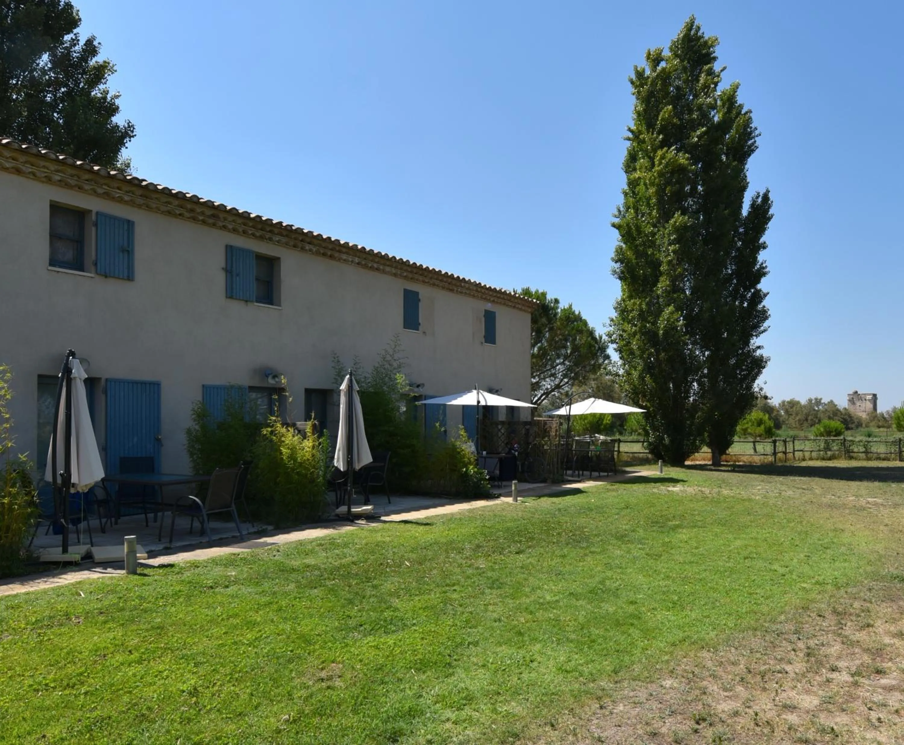 Property building in Mas de la Tour Carbonnière