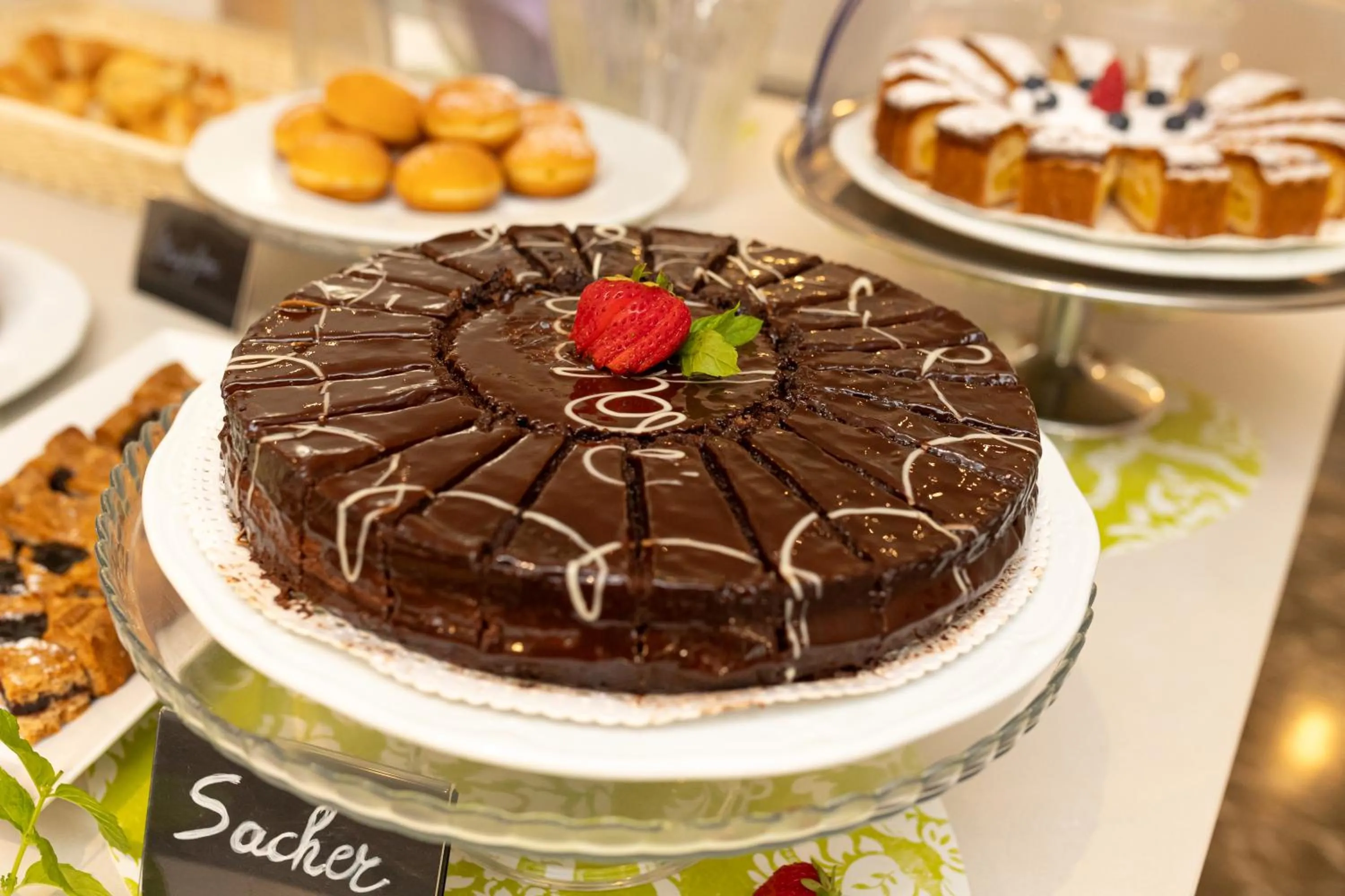 Breakfast in Hotel Smeraldo