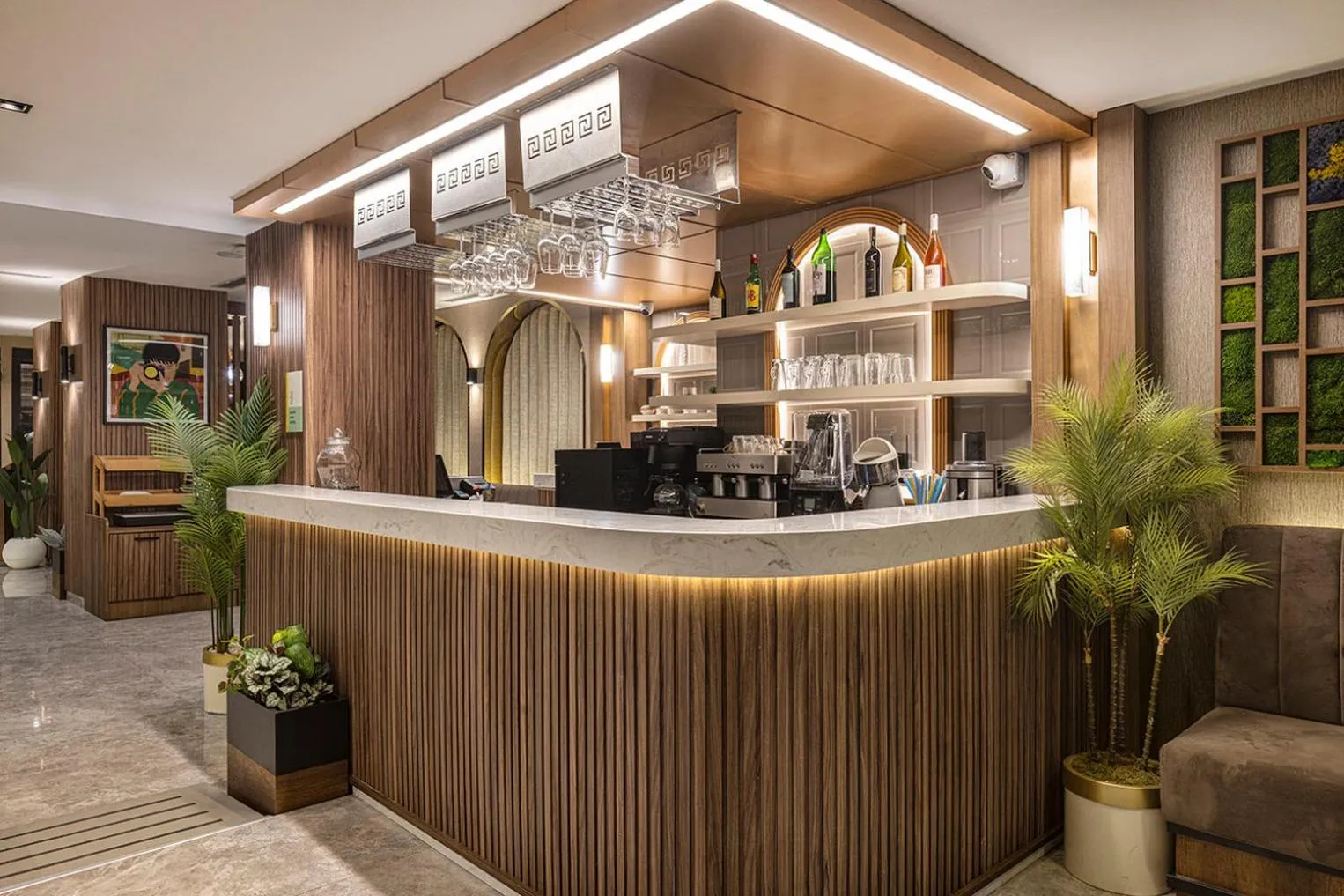 Lounge or bar in Garner Hotel Istanbul - Airport Arnavutkoy by IHG
