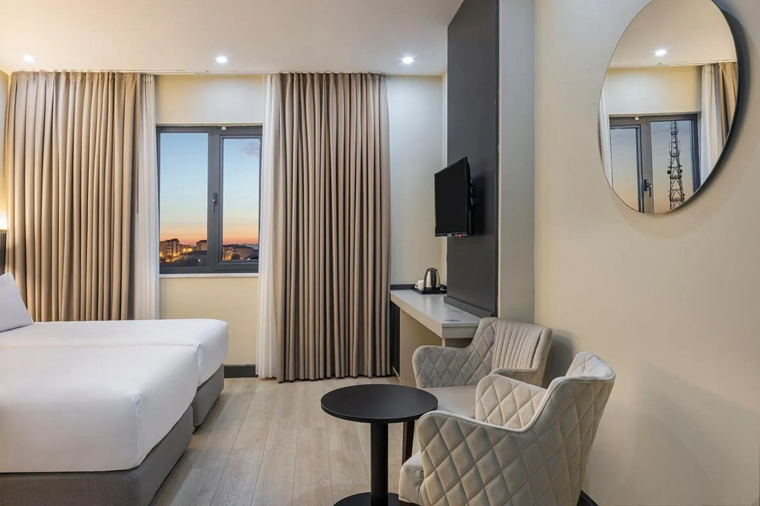 Photo of the whole room, Bed in Garner Hotel Istanbul - Airport Arnavutkoy by IHG