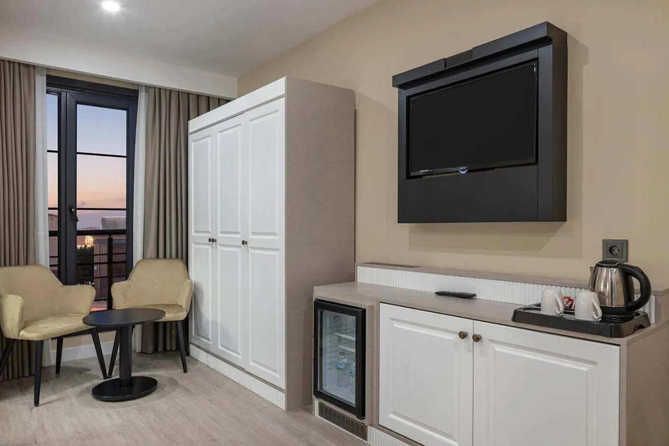 TV and multimedia in Garner Hotel Istanbul - Airport Arnavutkoy by IHG