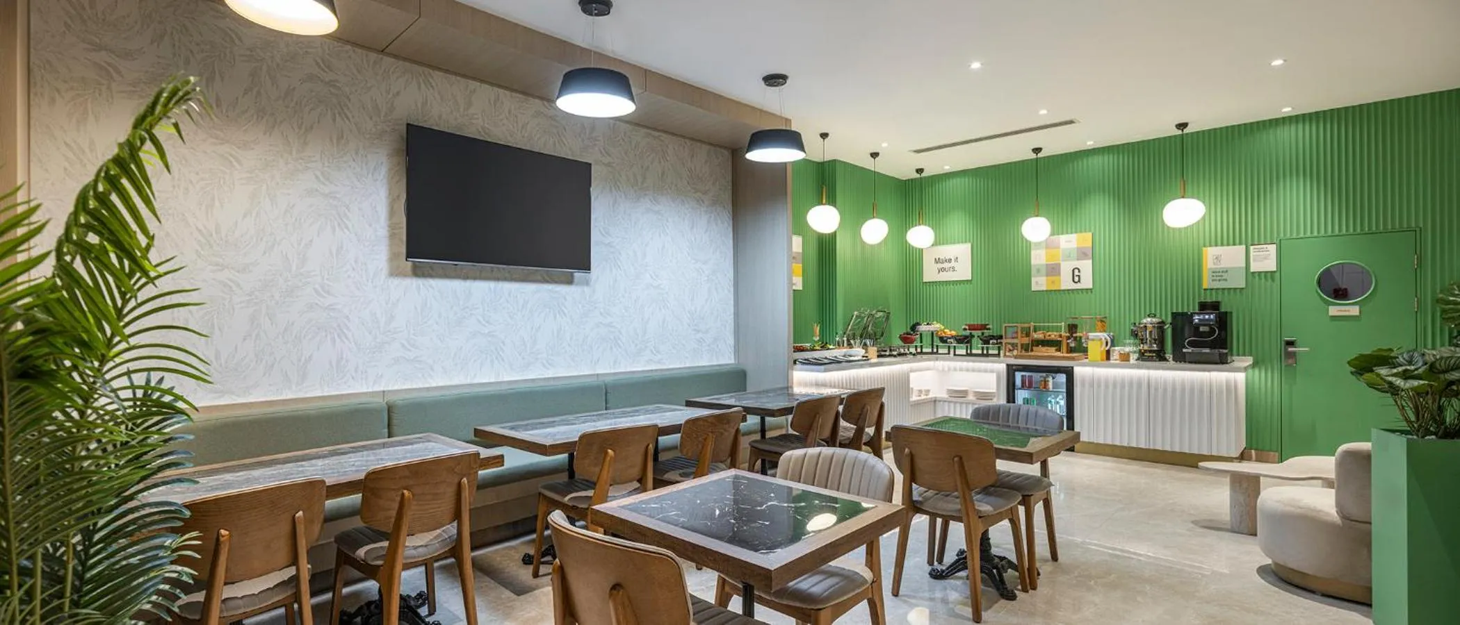 Restaurant/places to eat in Garner Hotel Istanbul - Airport Arnavutkoy by IHG