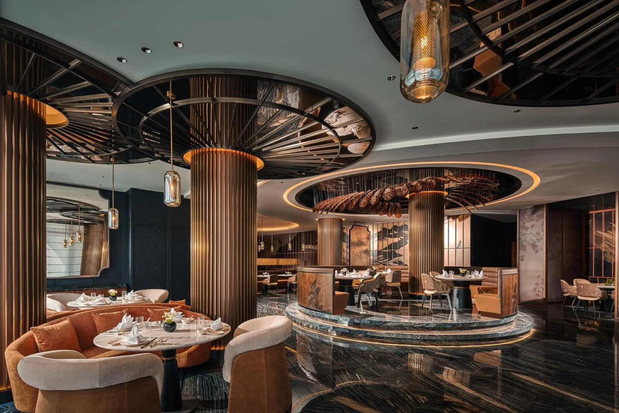 Restaurant/places to eat in HUALUXE Hotels and Resorts Chongqing Wushan by IHG