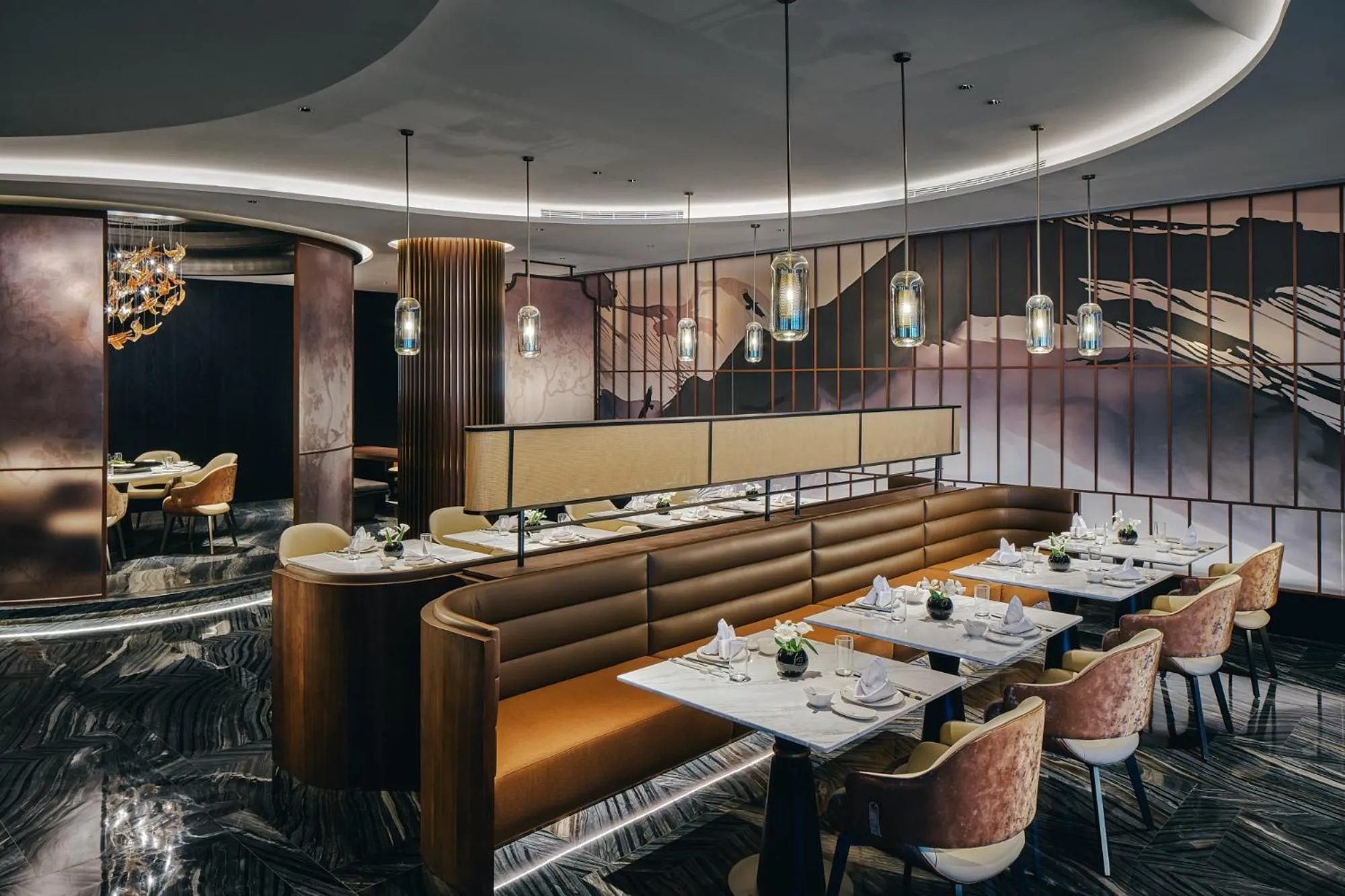 Restaurant/places to eat in HUALUXE Hotels and Resorts Chongqing Wushan by IHG