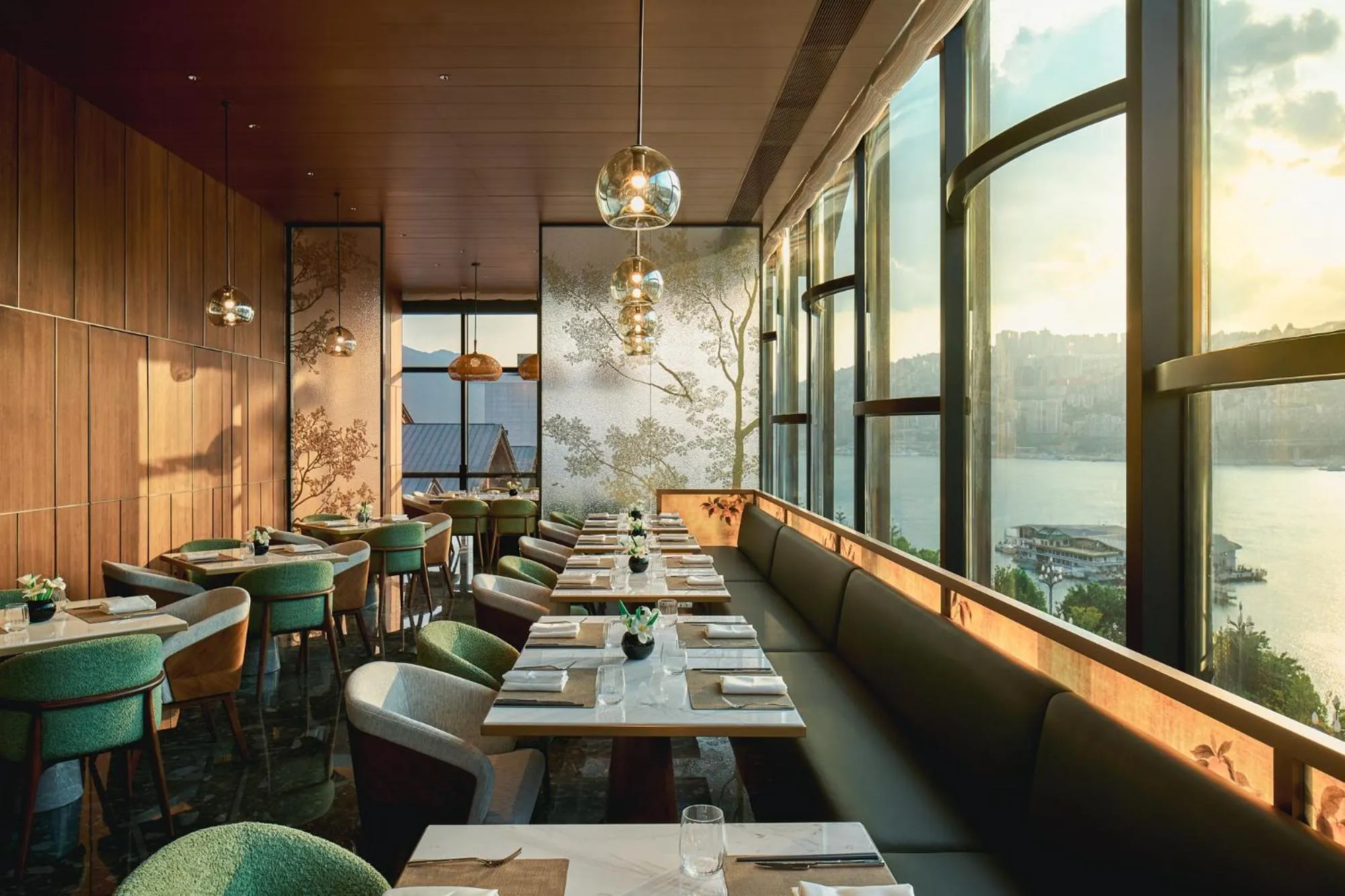 Restaurant/places to eat in HUALUXE Hotels and Resorts Chongqing Wushan by IHG