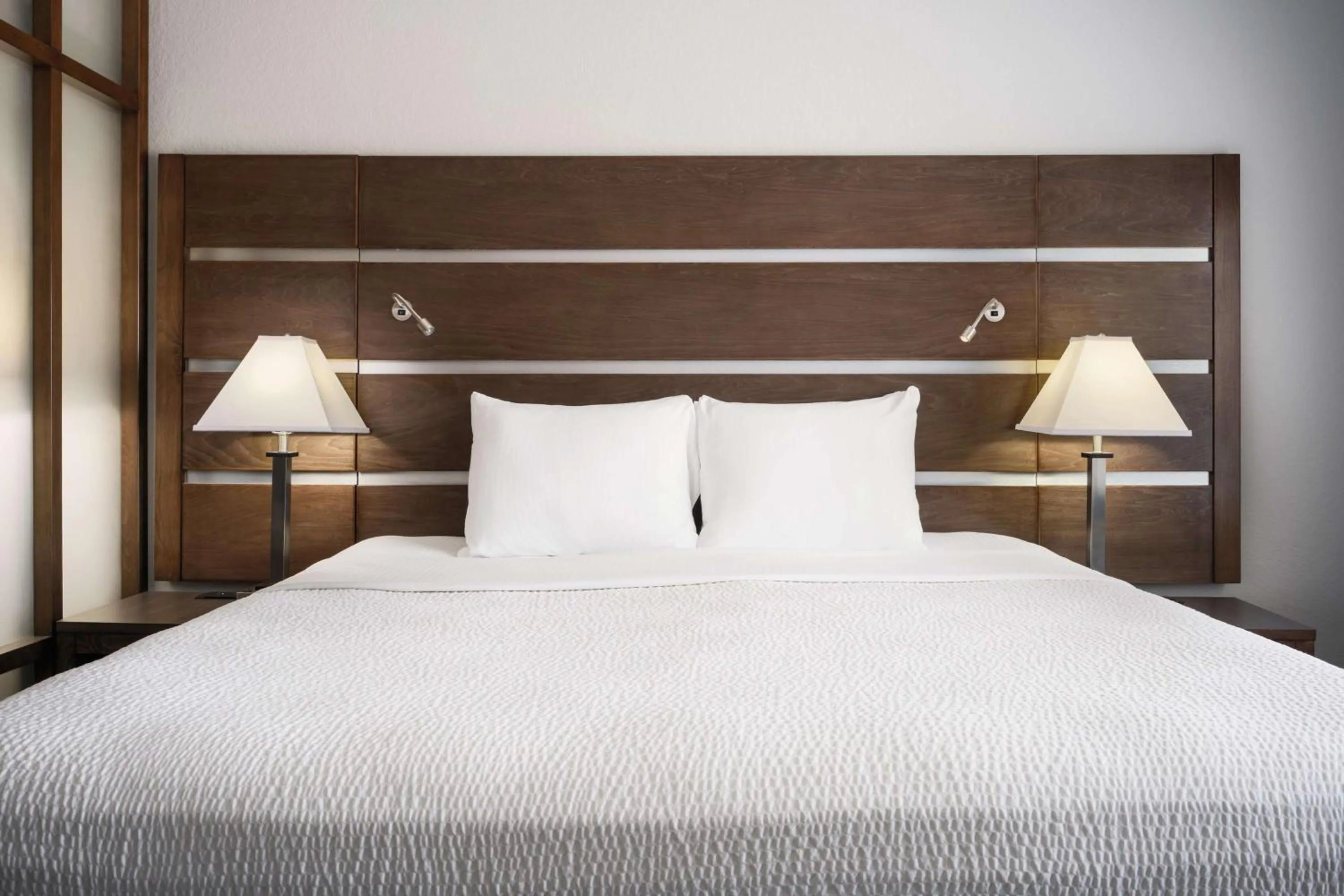 Photo of the whole room, Bed in Best Western Plus College Station Inn & Suites