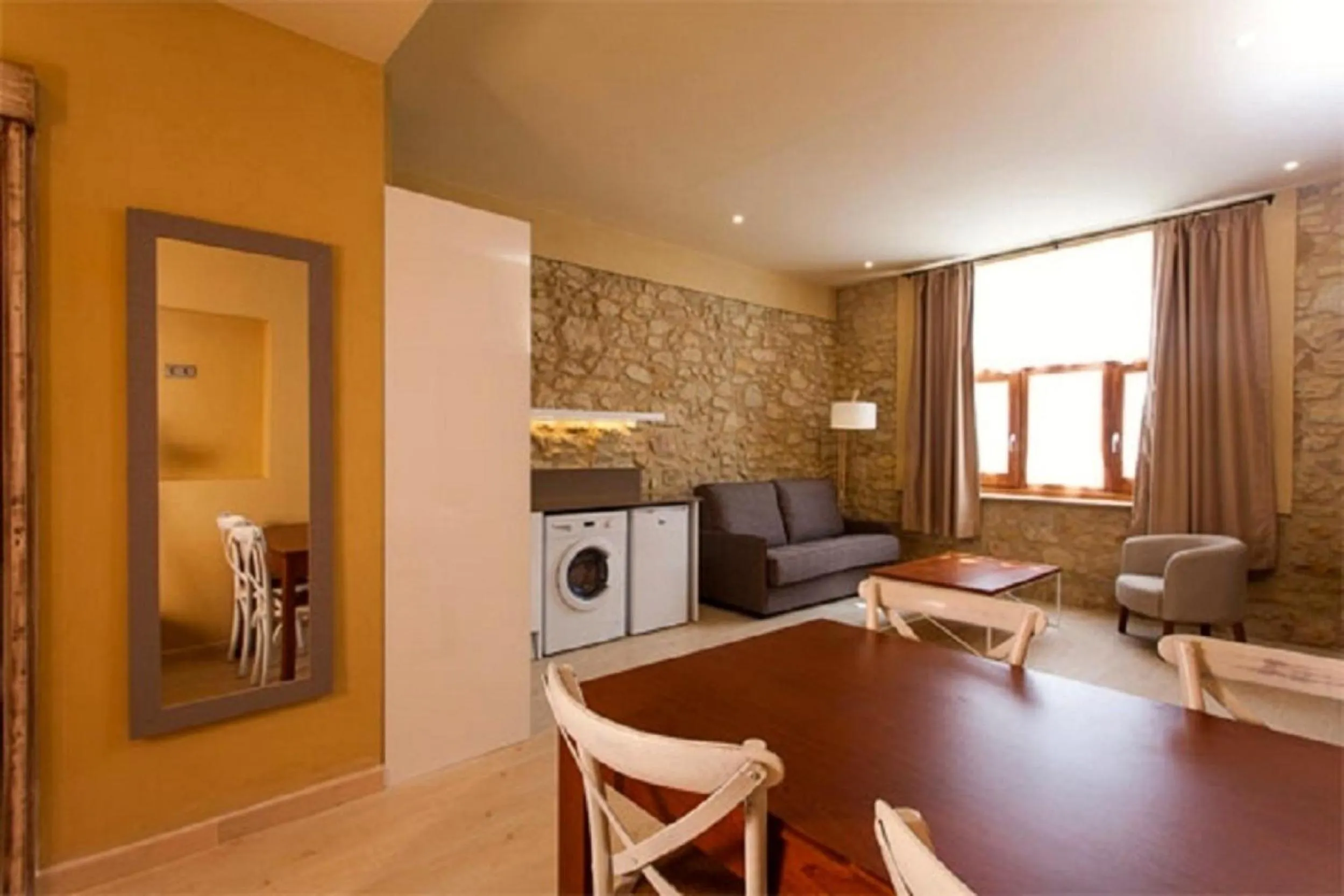 Photo of the whole room in Petit Pals