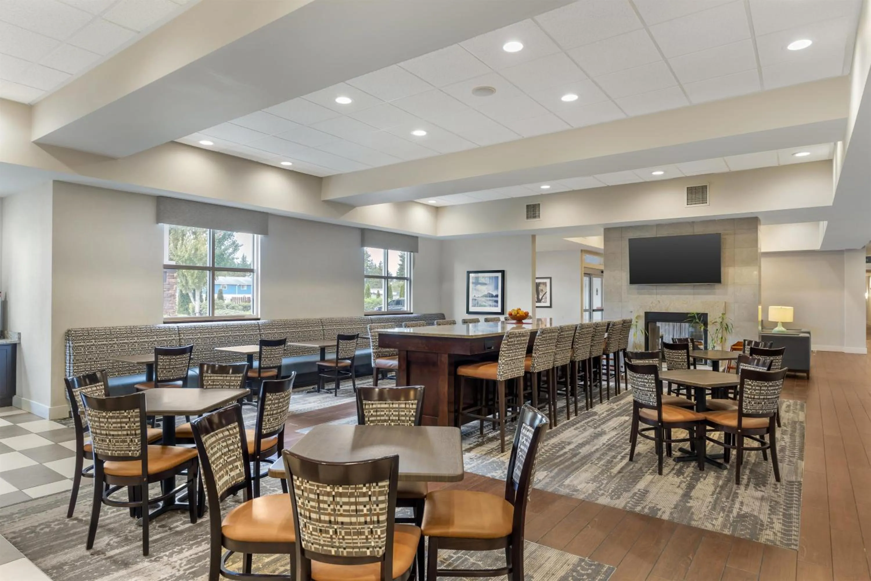 Breakfast in Best Western Plus Arlington/Marysville