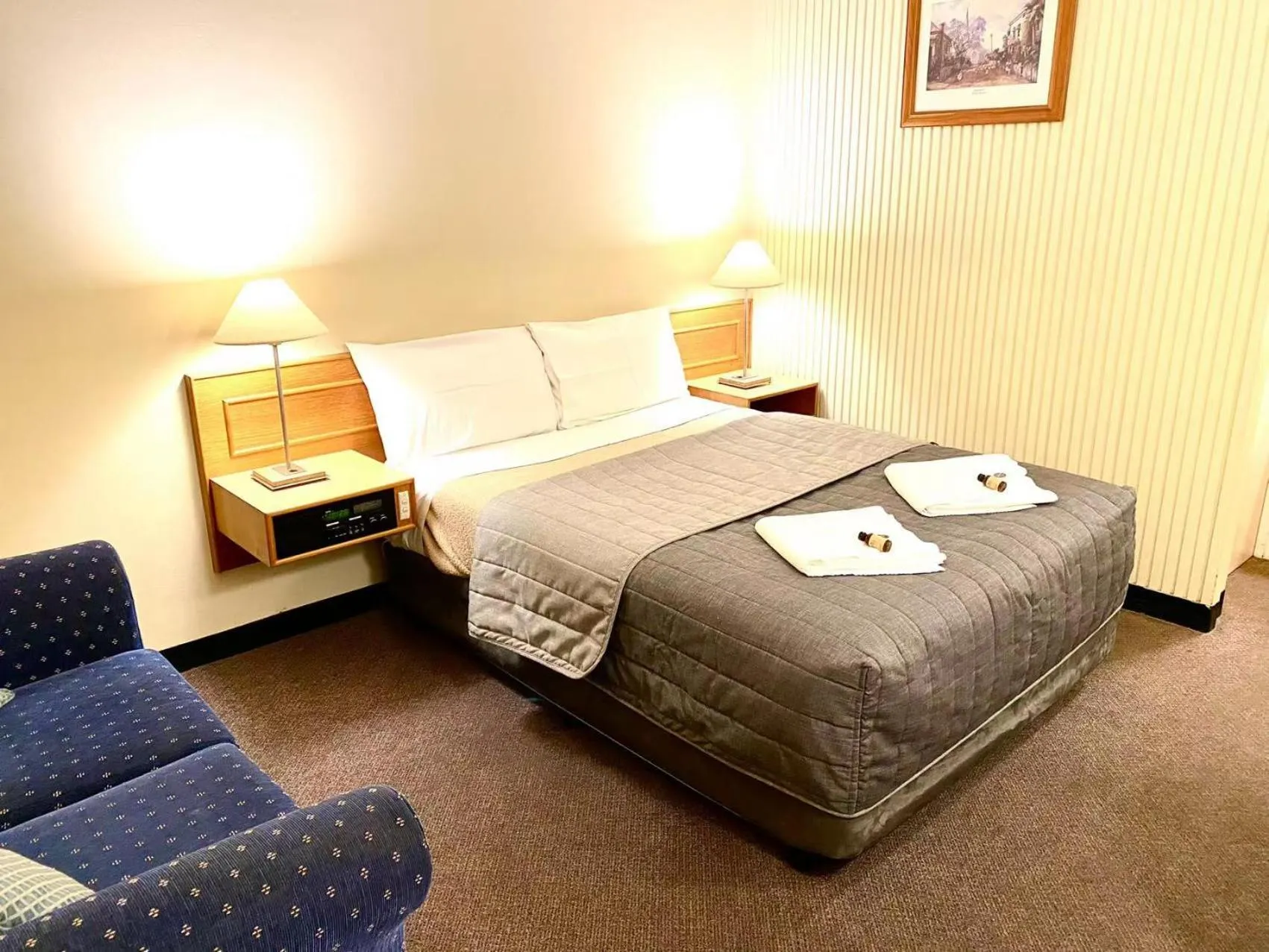 Bedroom, Bed in Gateway Motor Inn