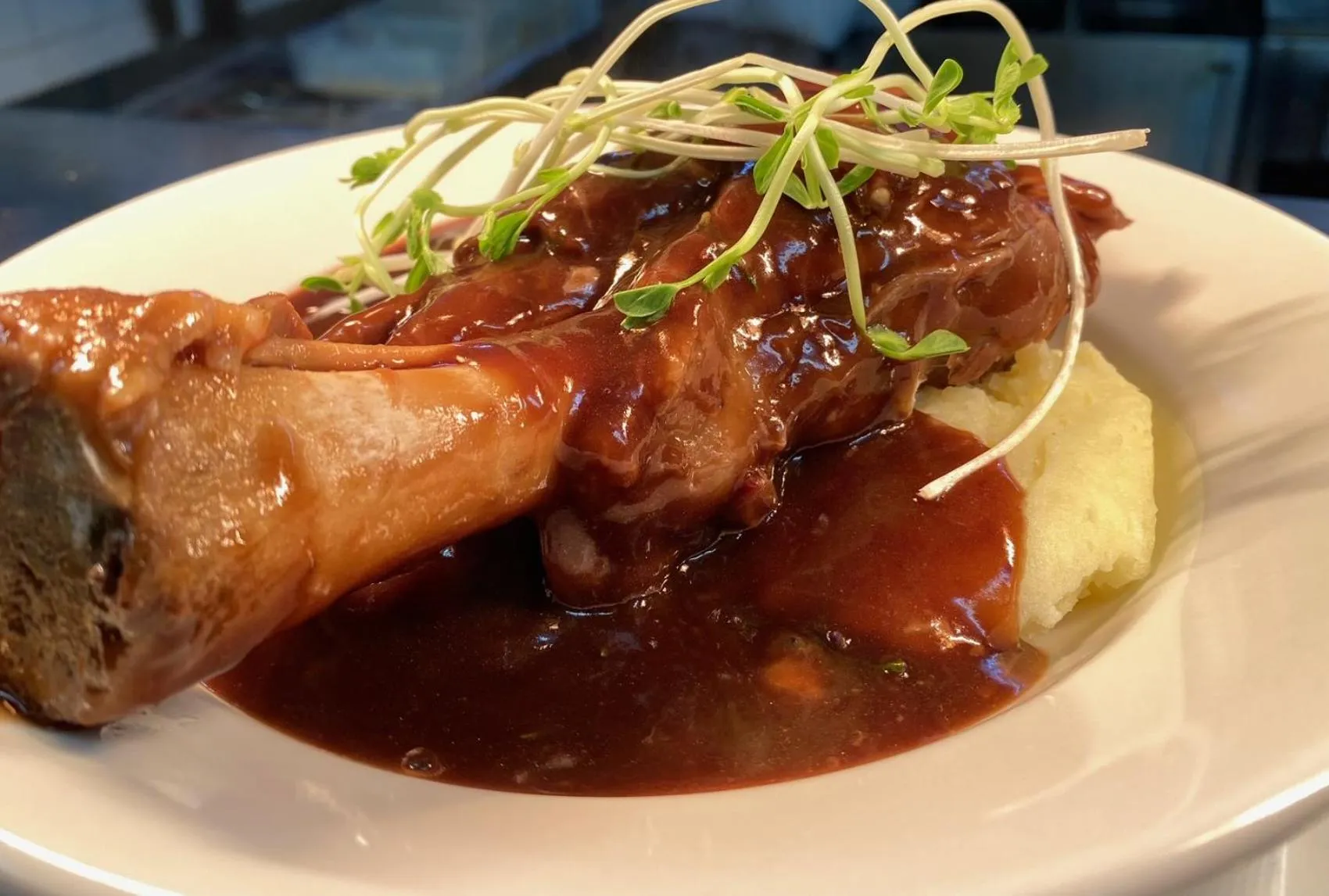 Restaurant/places to eat in Gateway Motor Inn