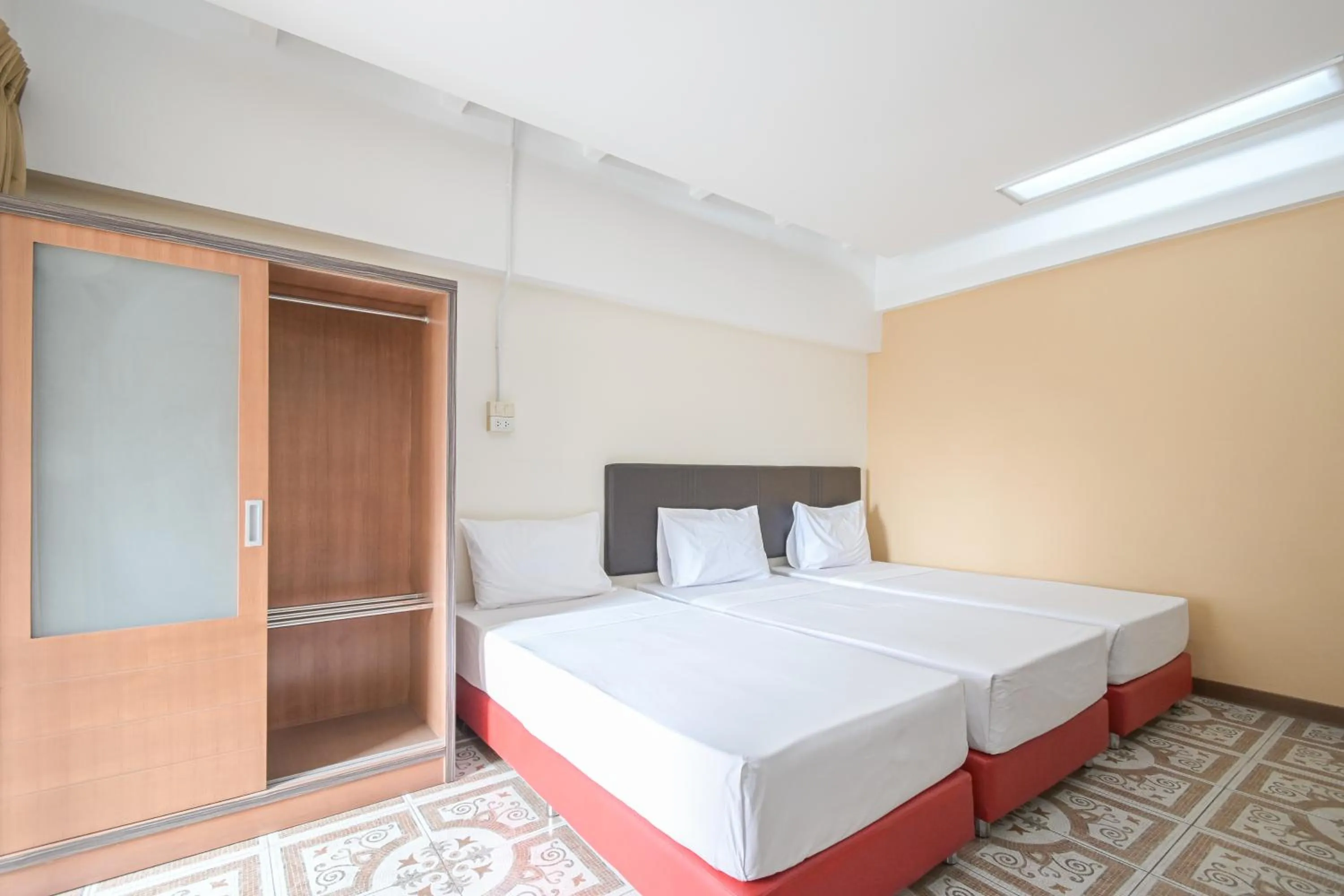 Photo of the whole room, Bed in AC Habitat Bangkok