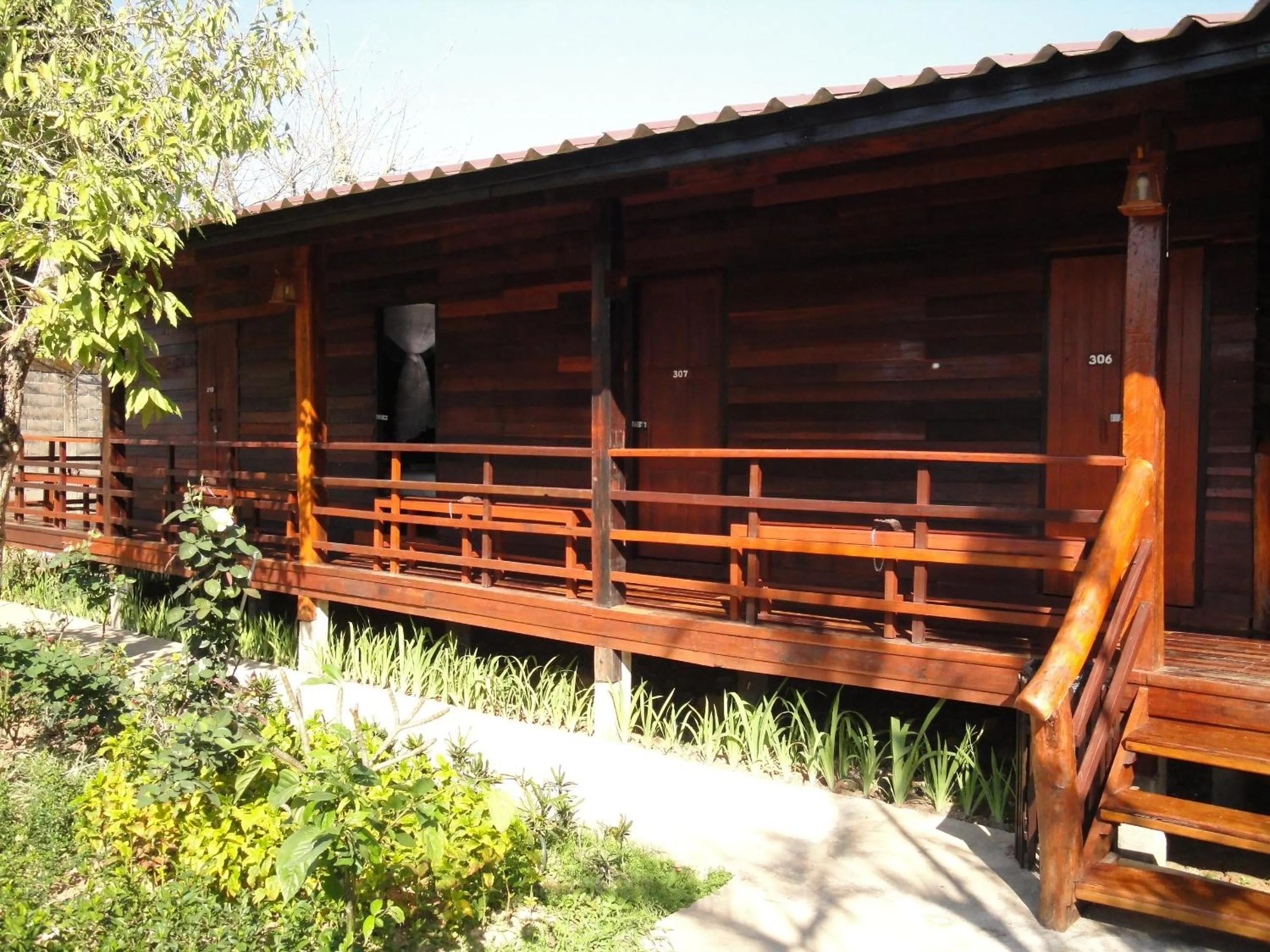 Property building in Namkhong Guesthouse and Resort