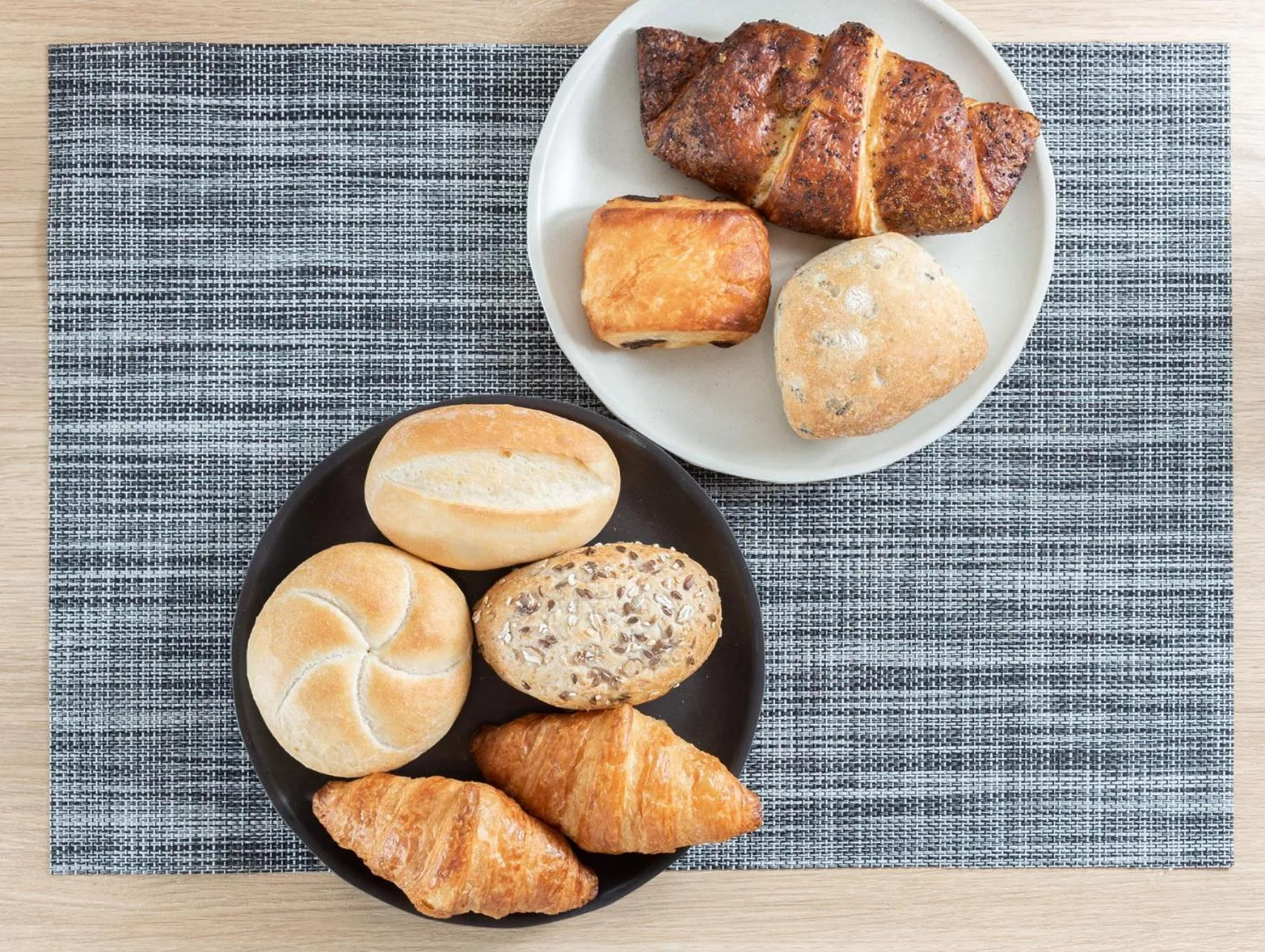 Buffet breakfast in Super Hotel Chiba Ekimae