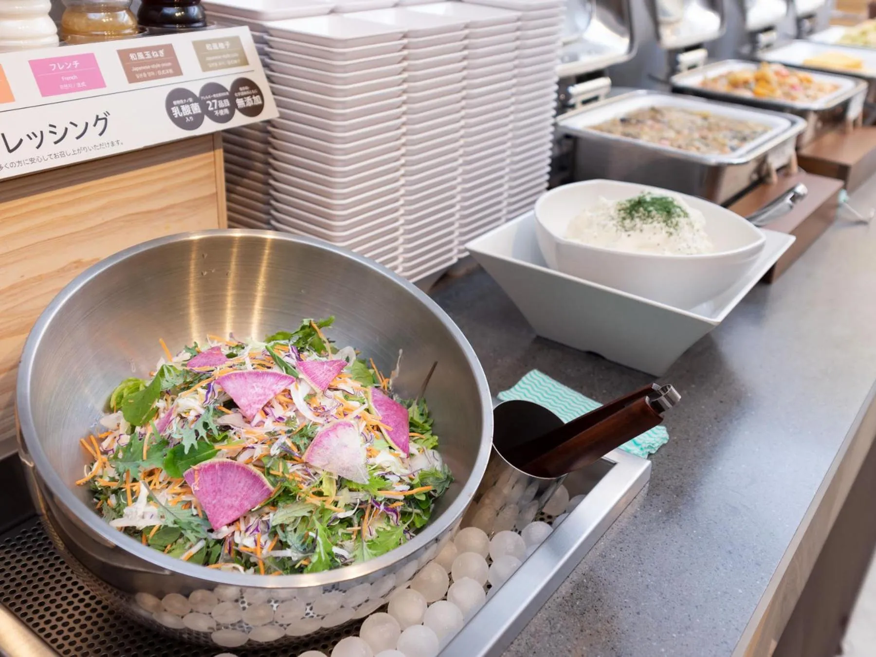 Buffet breakfast in Super Hotel Chiba Ekimae