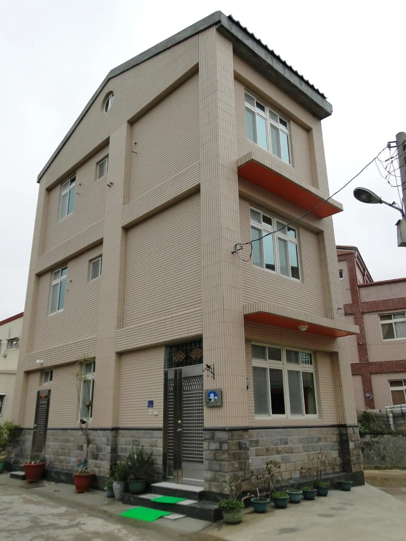 Facade/entrance in 成功民宿 KM Bed and Breakfast