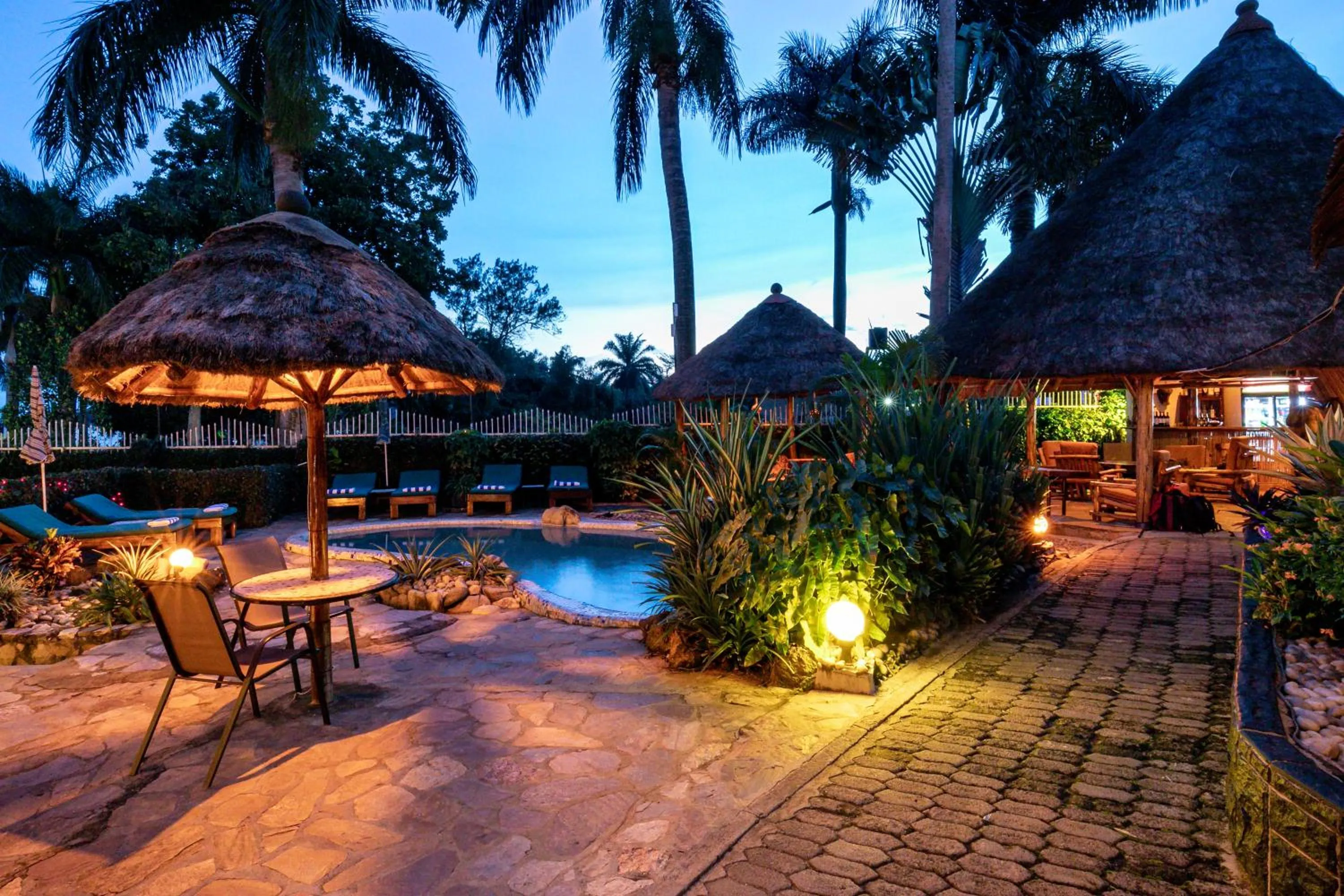 Swimming pool in 2 Friends Beach Hotel