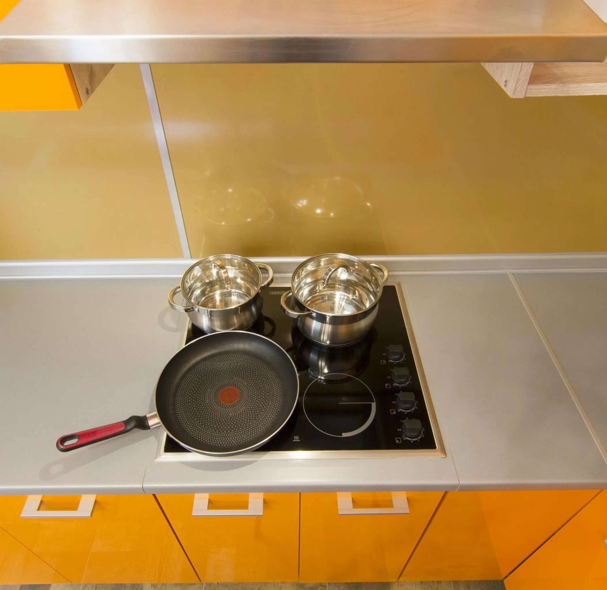 Communal kitchen in Valdemara Residence