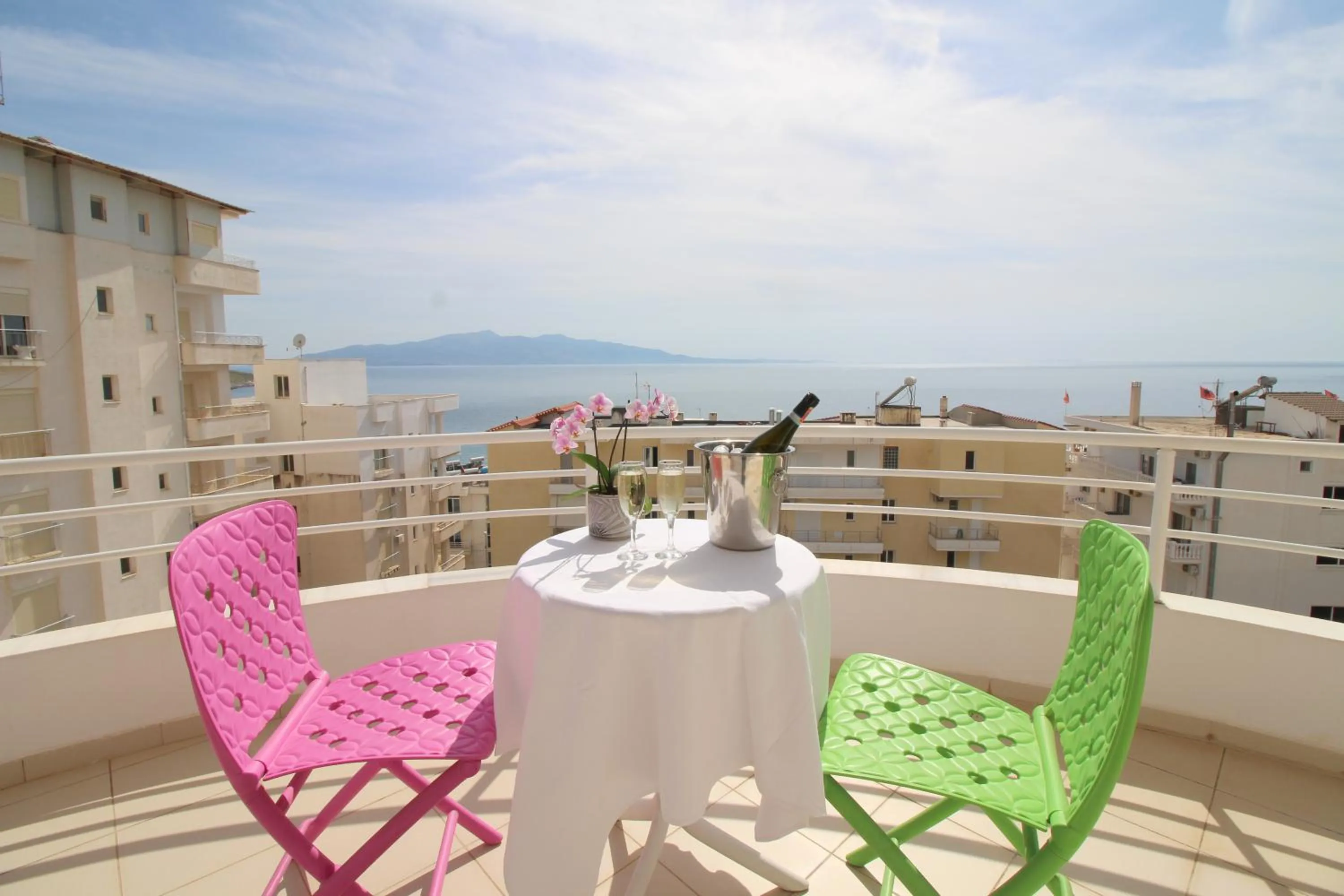 Balcony/Terrace in Oskar Hotel