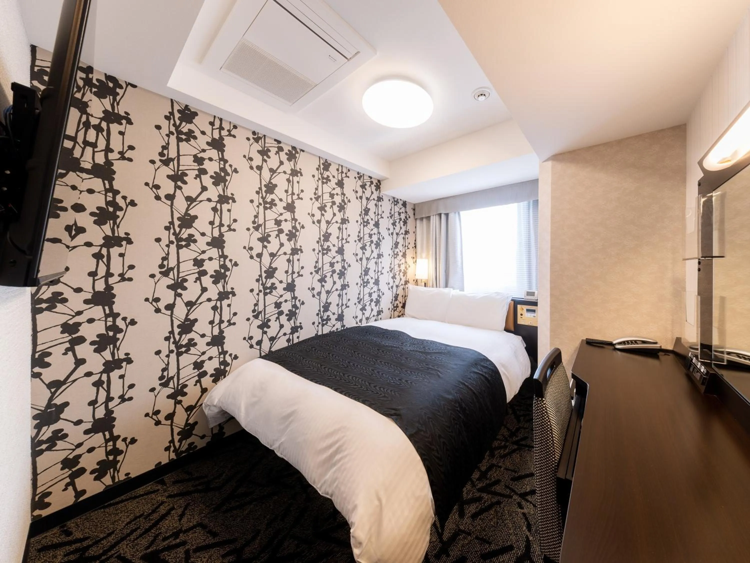 Bed in APA Hotel Suidobashi Ekimae