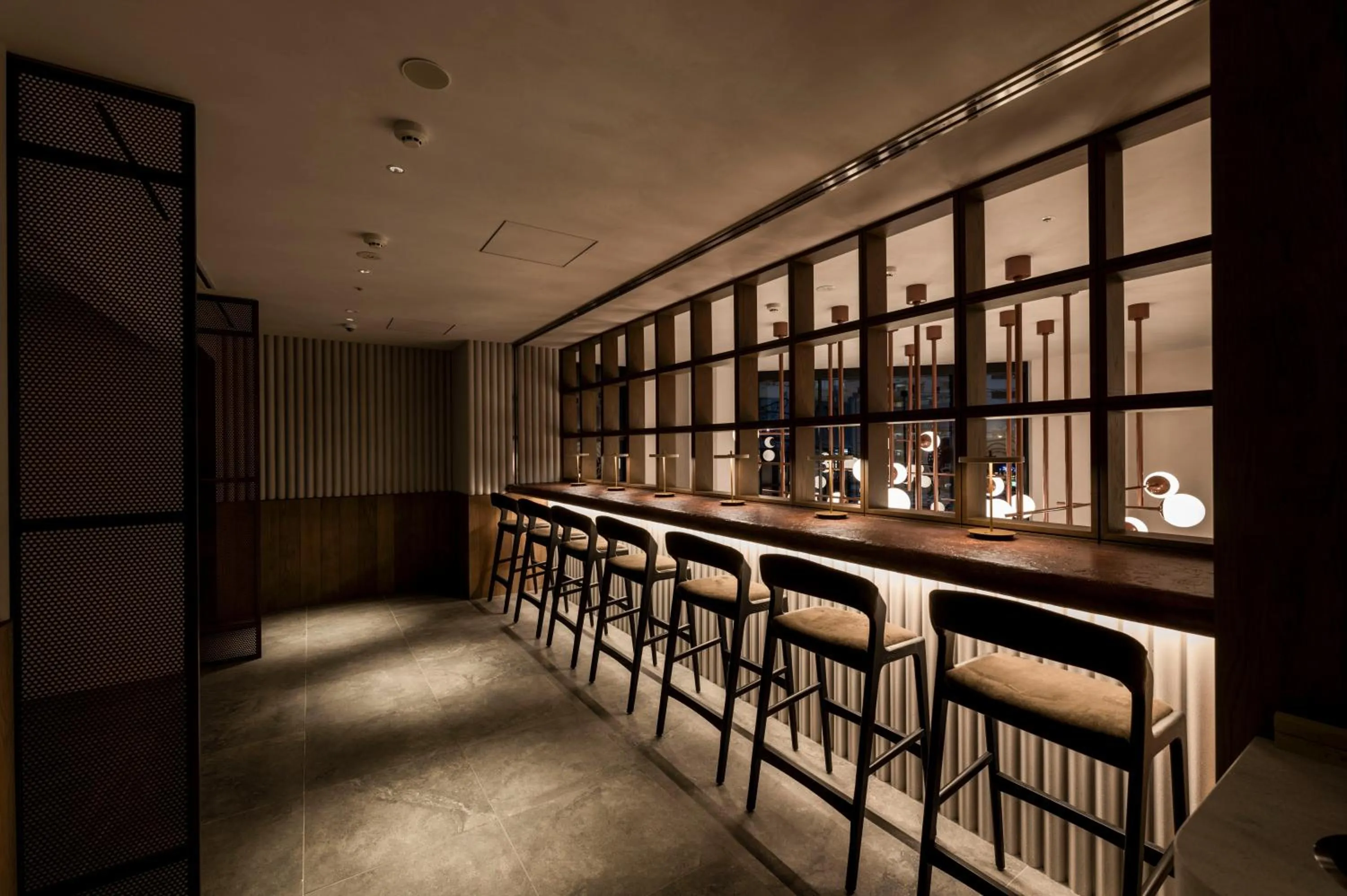 Lounge or bar in CINQS Hotel