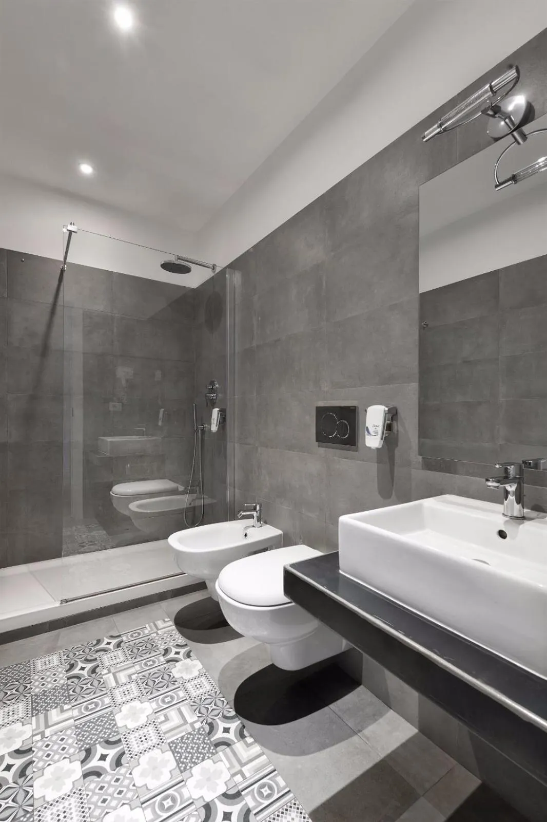 Bathroom in DA ME Suites